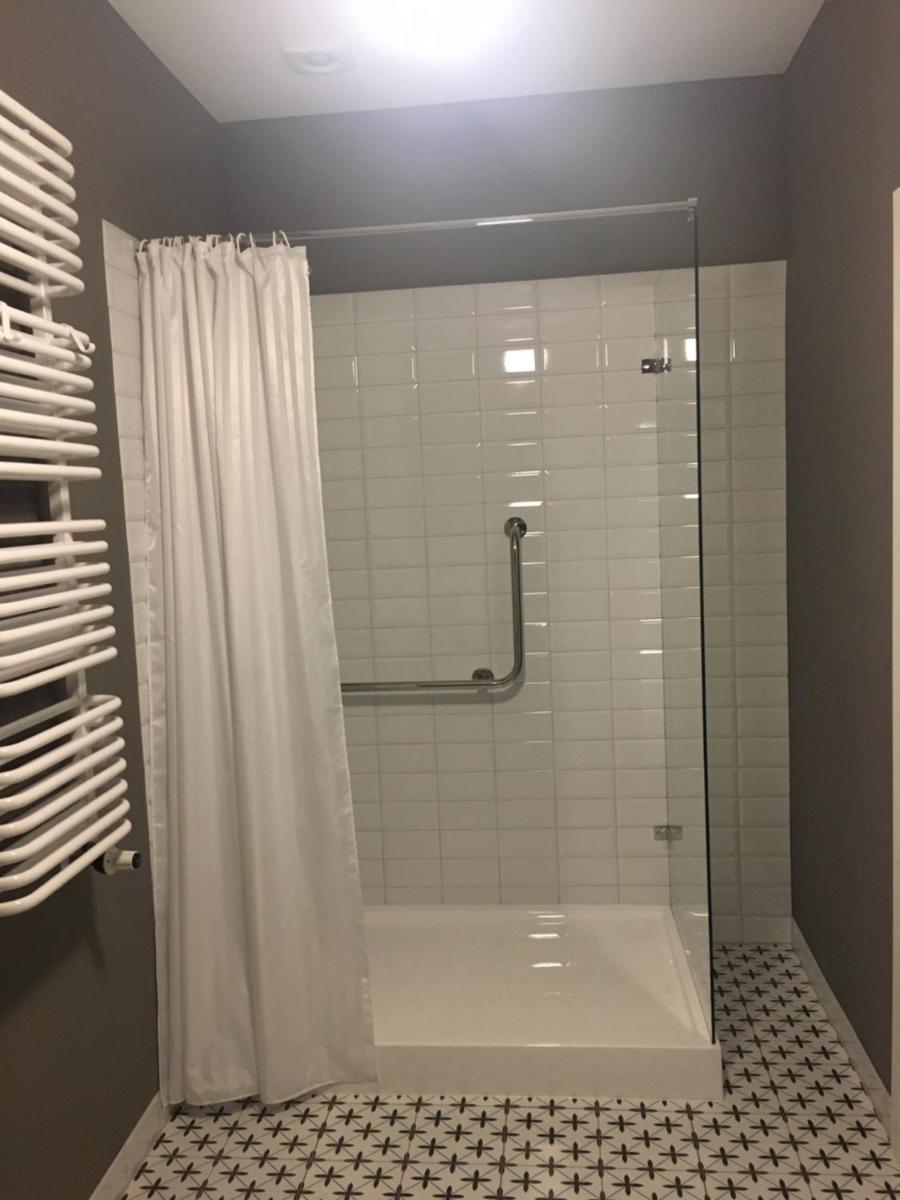 Single Room - Disability Access photo 2