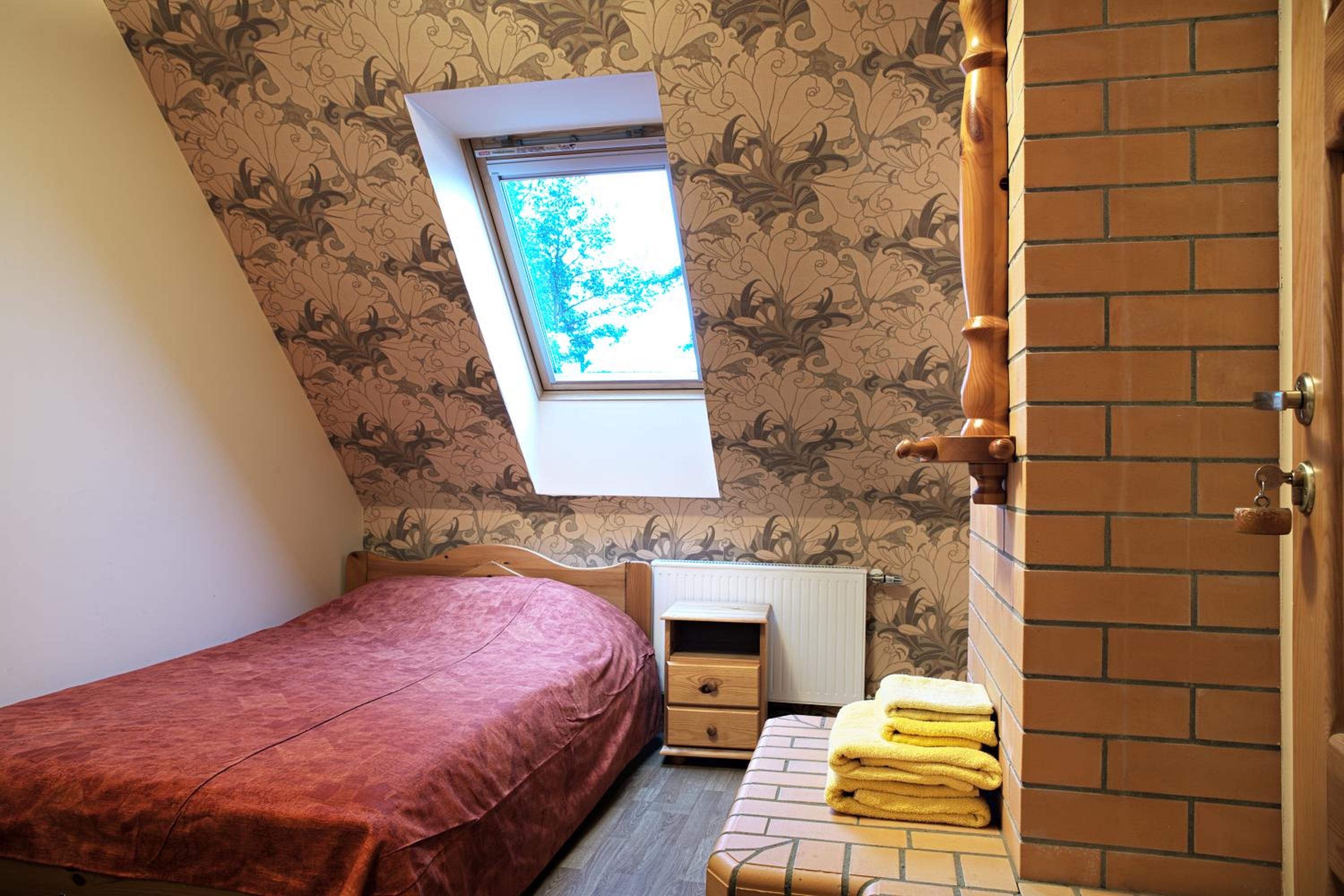 Double or Twin Room with Shared Bathroom photo 3