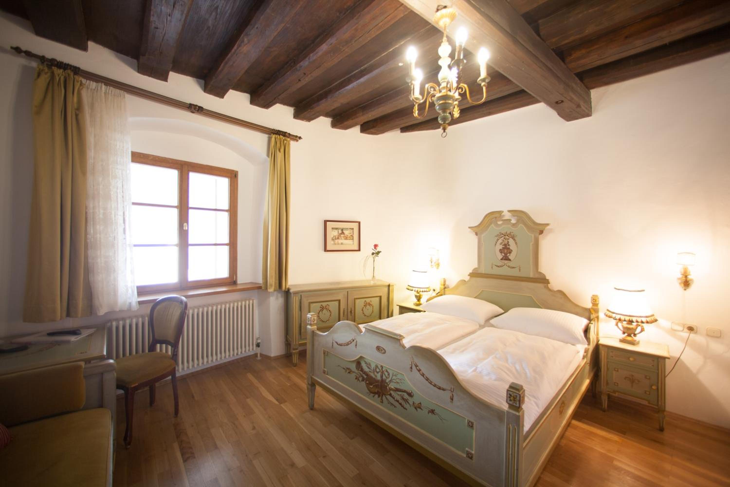 Standard Double Room - Photo 1