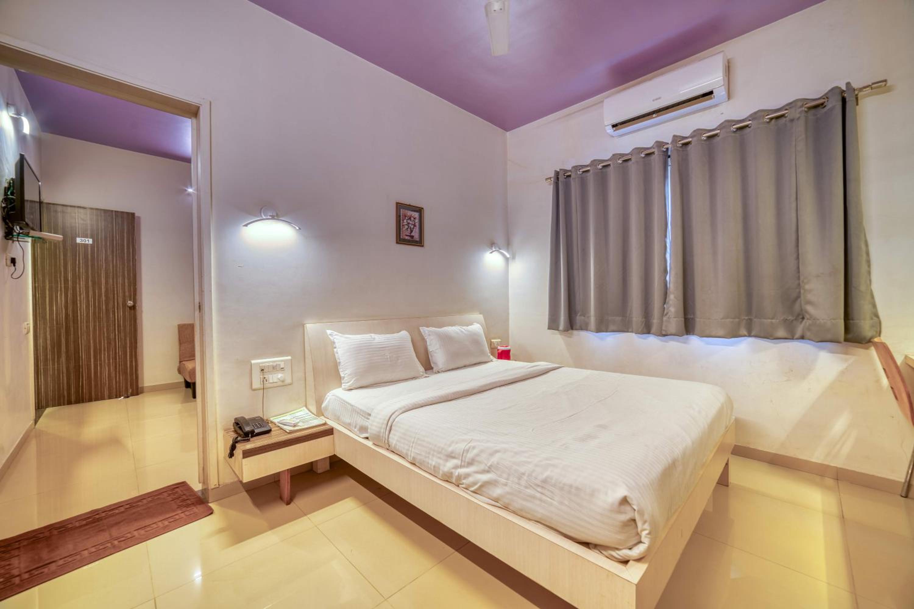 Suite Room AC photo 2