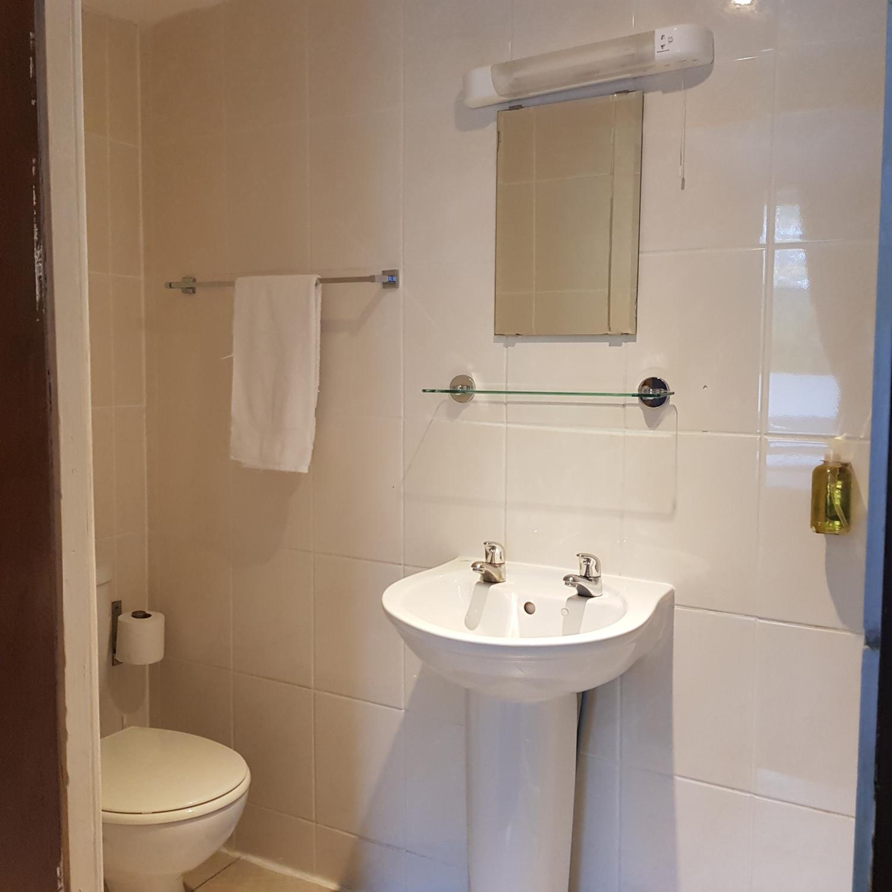 Edinburgh House Hotel — photo 151
