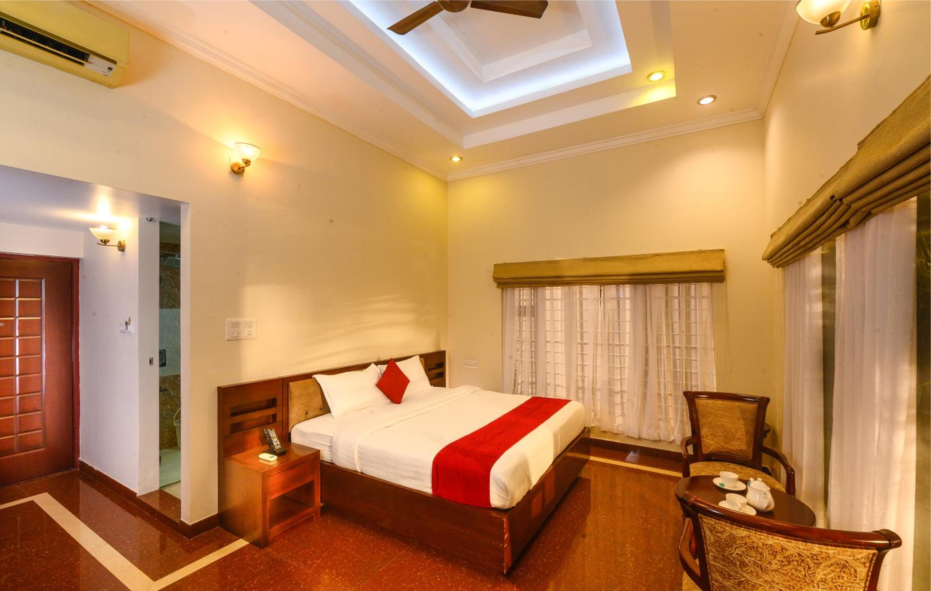 King Room with Lake View