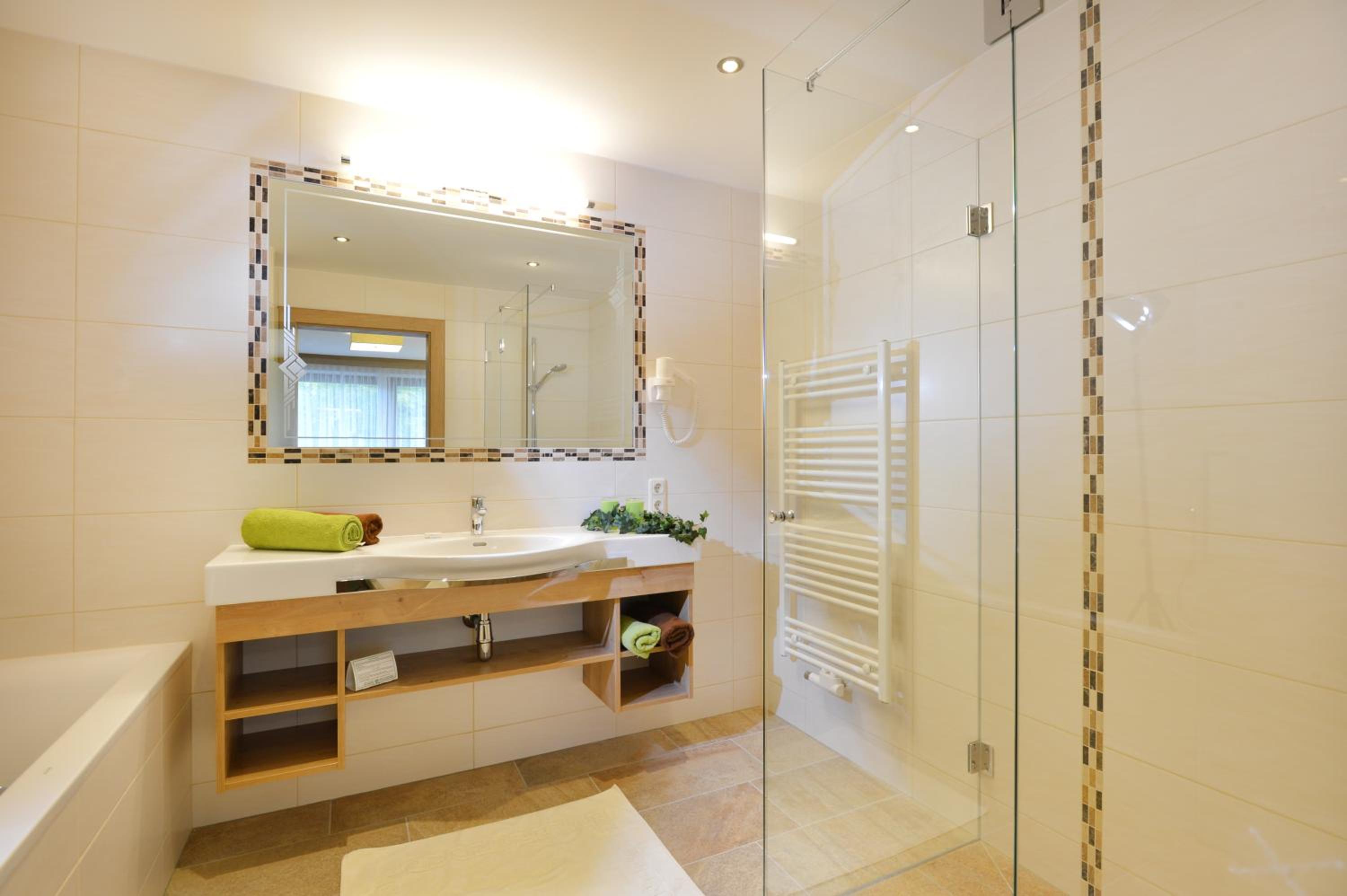 Quadruple Room with Balcony photo 3