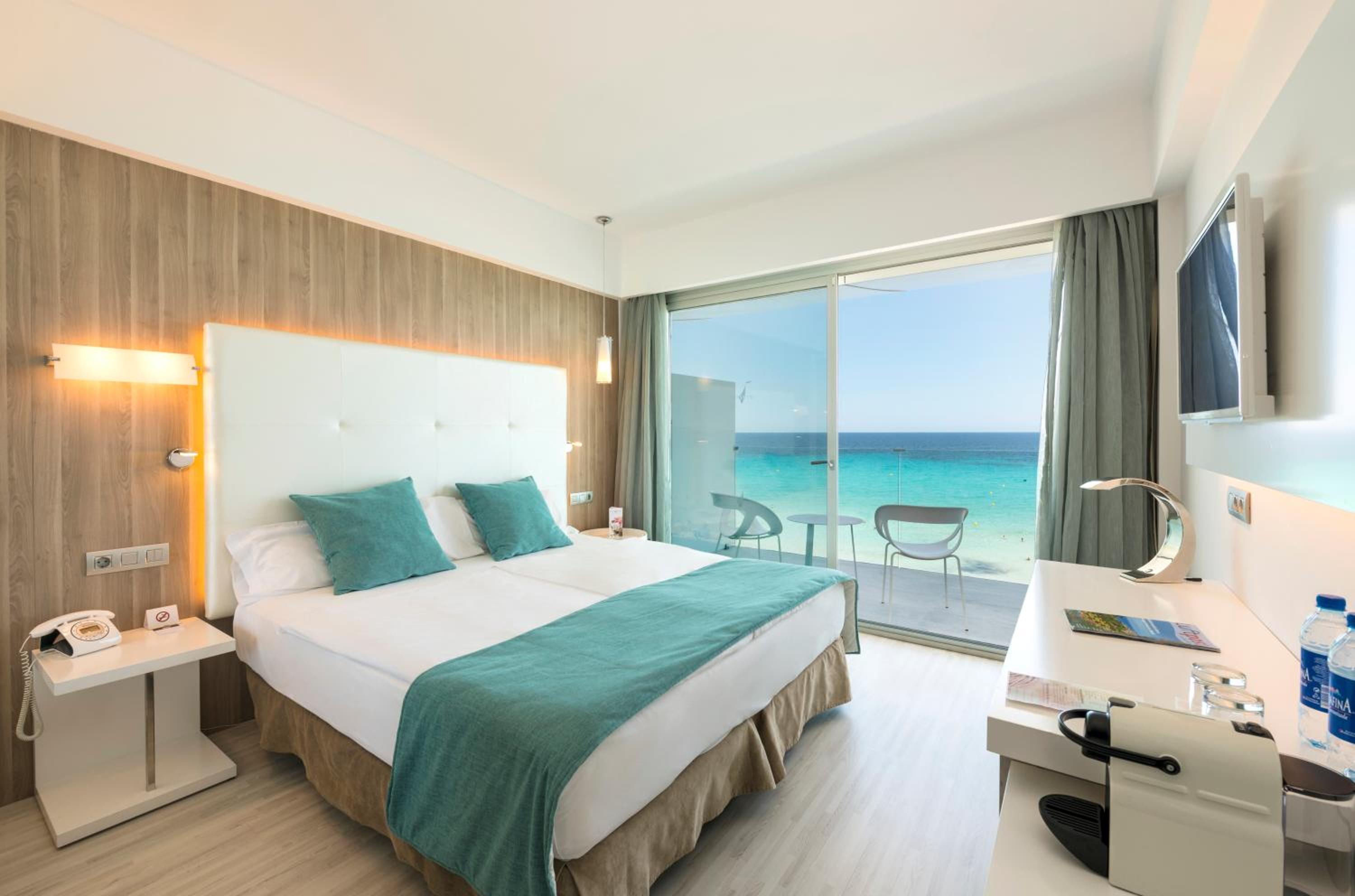 Habitación Doble Superior con Vista al Mar