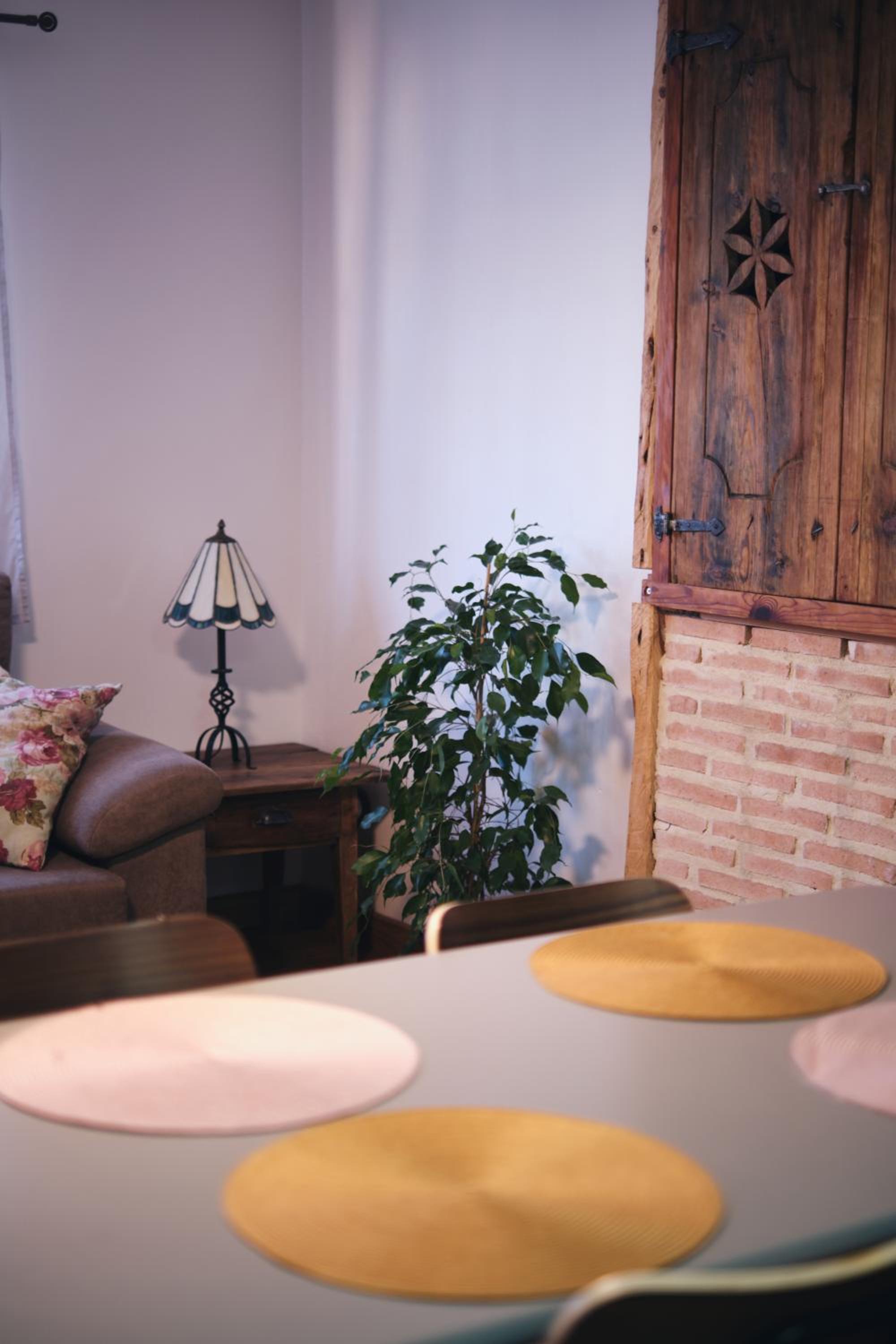 Two-Bedroom House - Photo 18