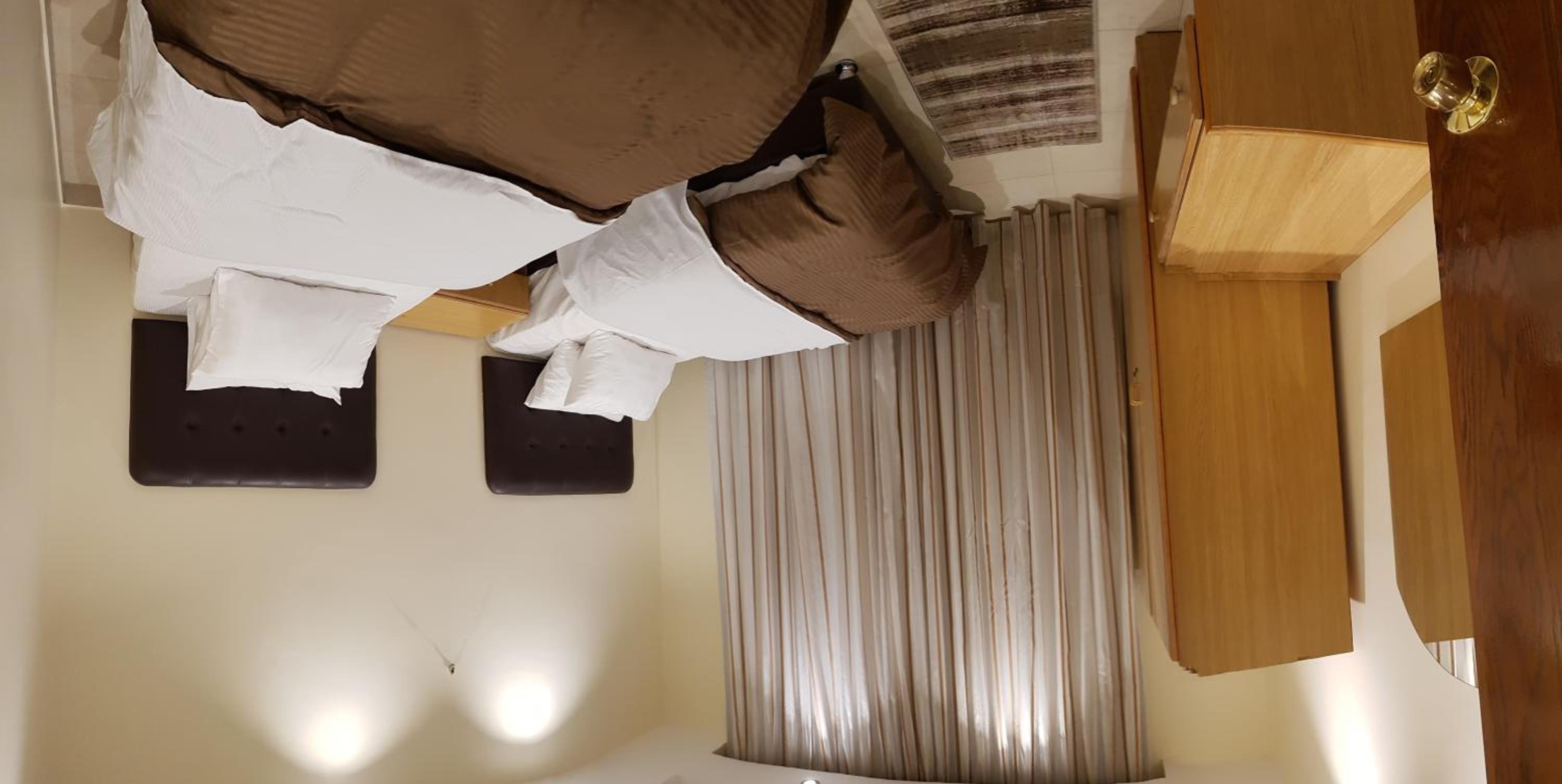 Delux Two-Bedroom Apartment