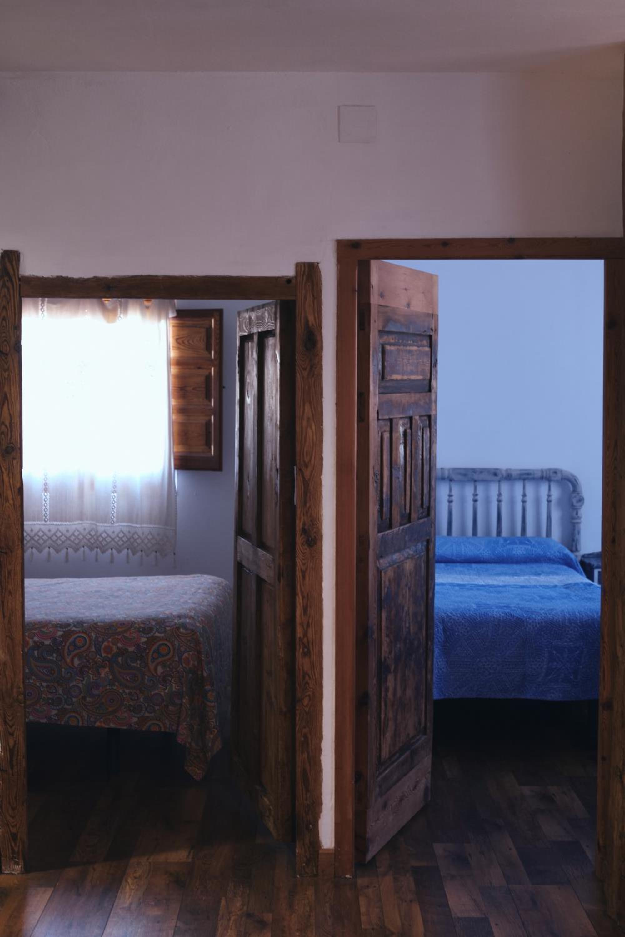 Two-Bedroom House - Photo 6