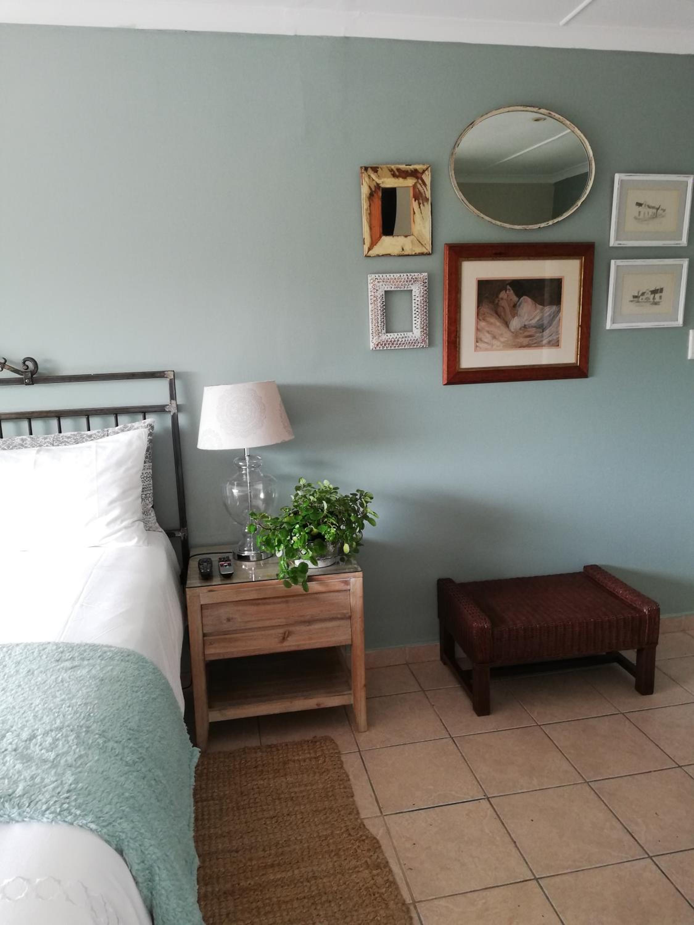 Deluxe Family Room - Photo 14