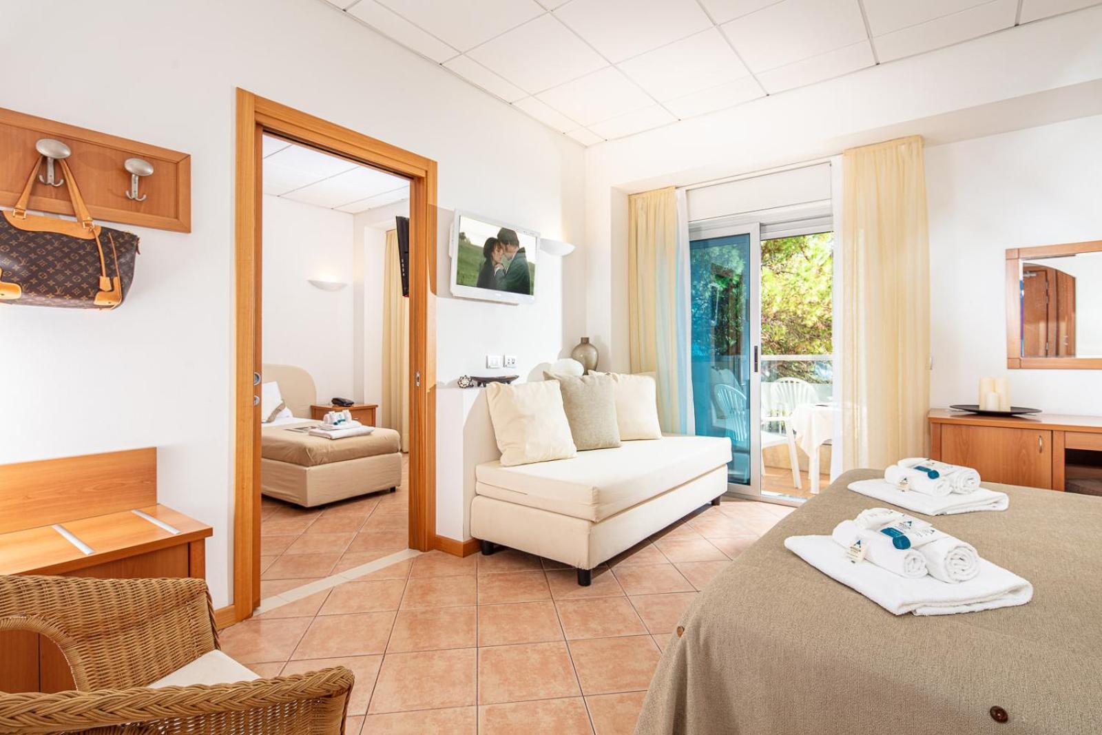Family Suite - Photo 3