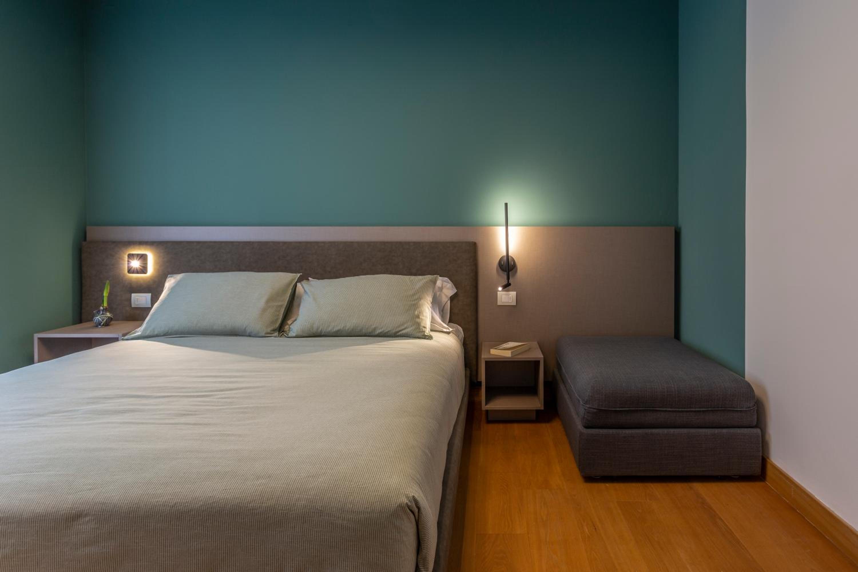 Double Room with Private Bathroom - Photo 8