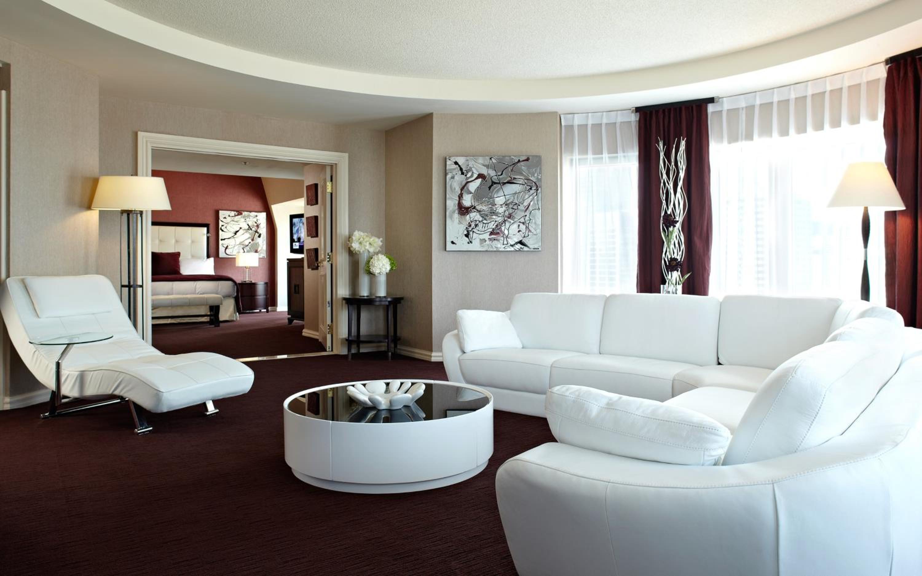 Vise Presidential King Suite