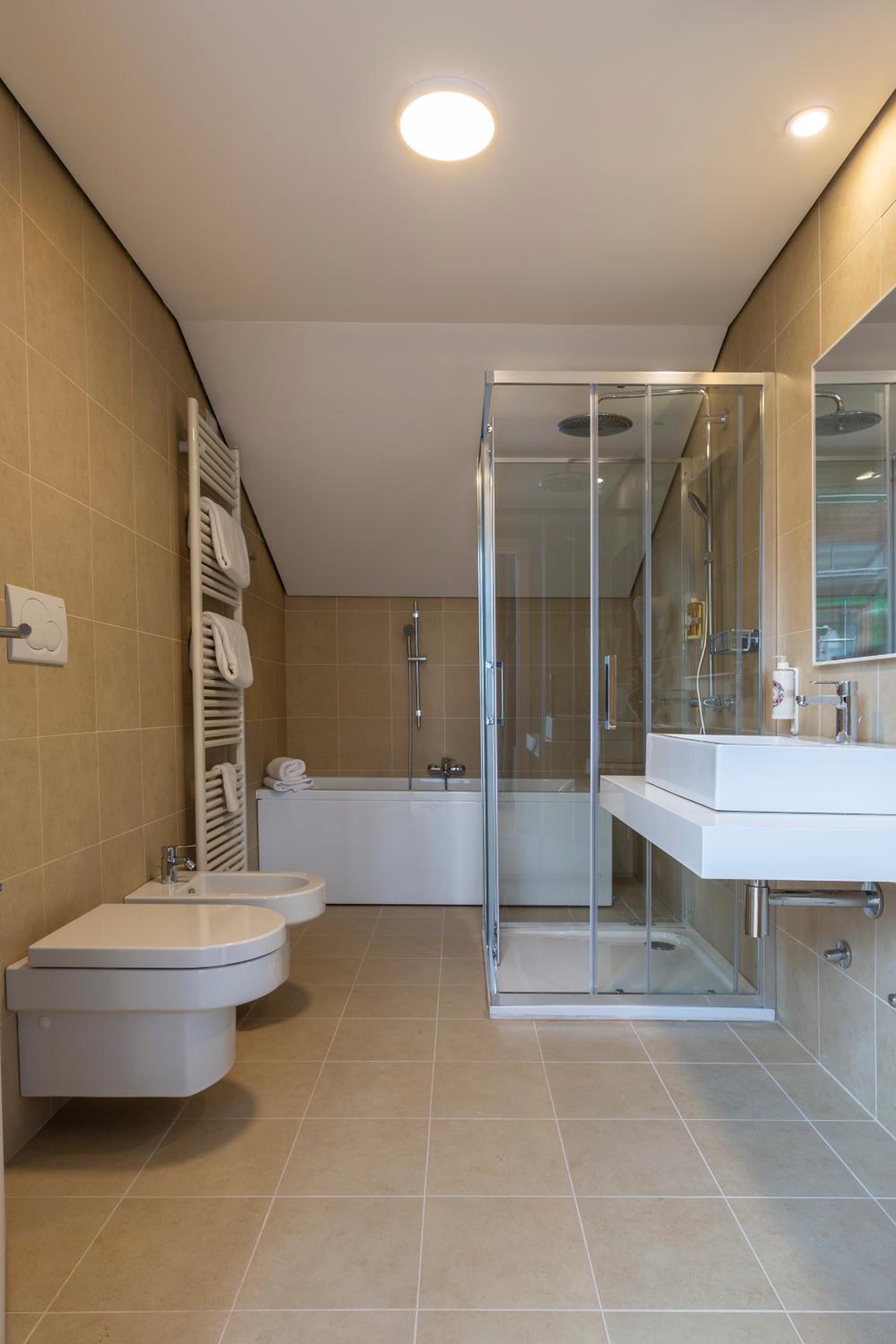 Suite with Sauna - Photo 7