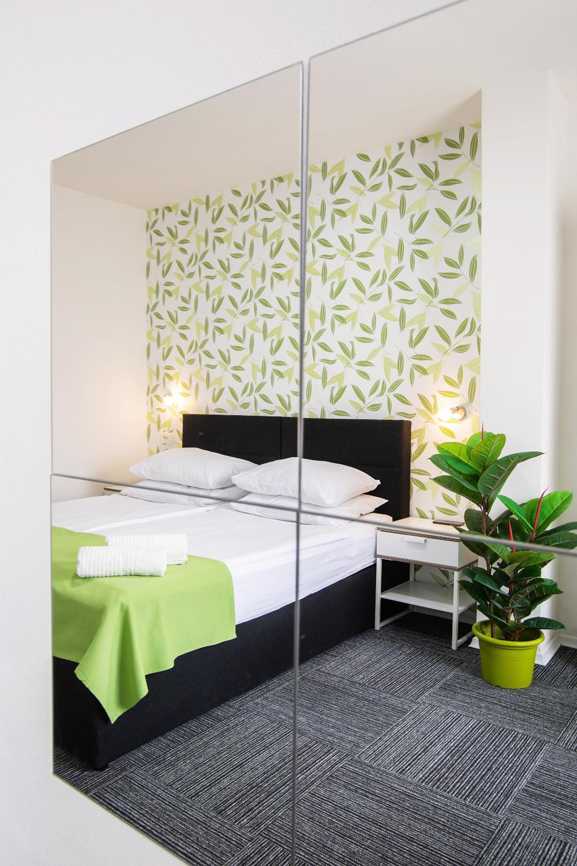 Standard Double or Twin Room - Photo 1