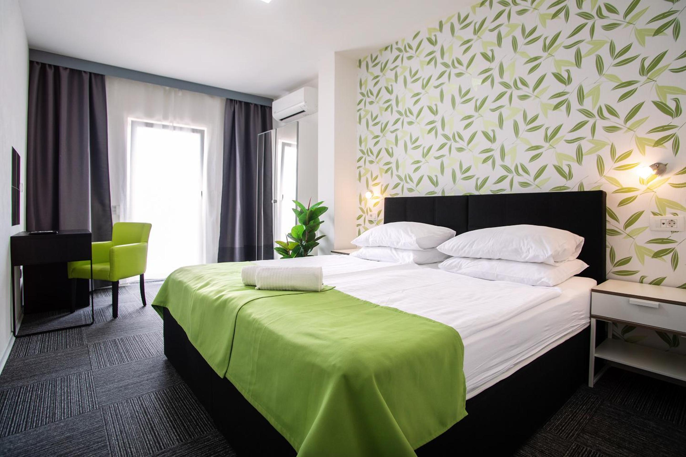 Deluxe Double Room - Photo 3