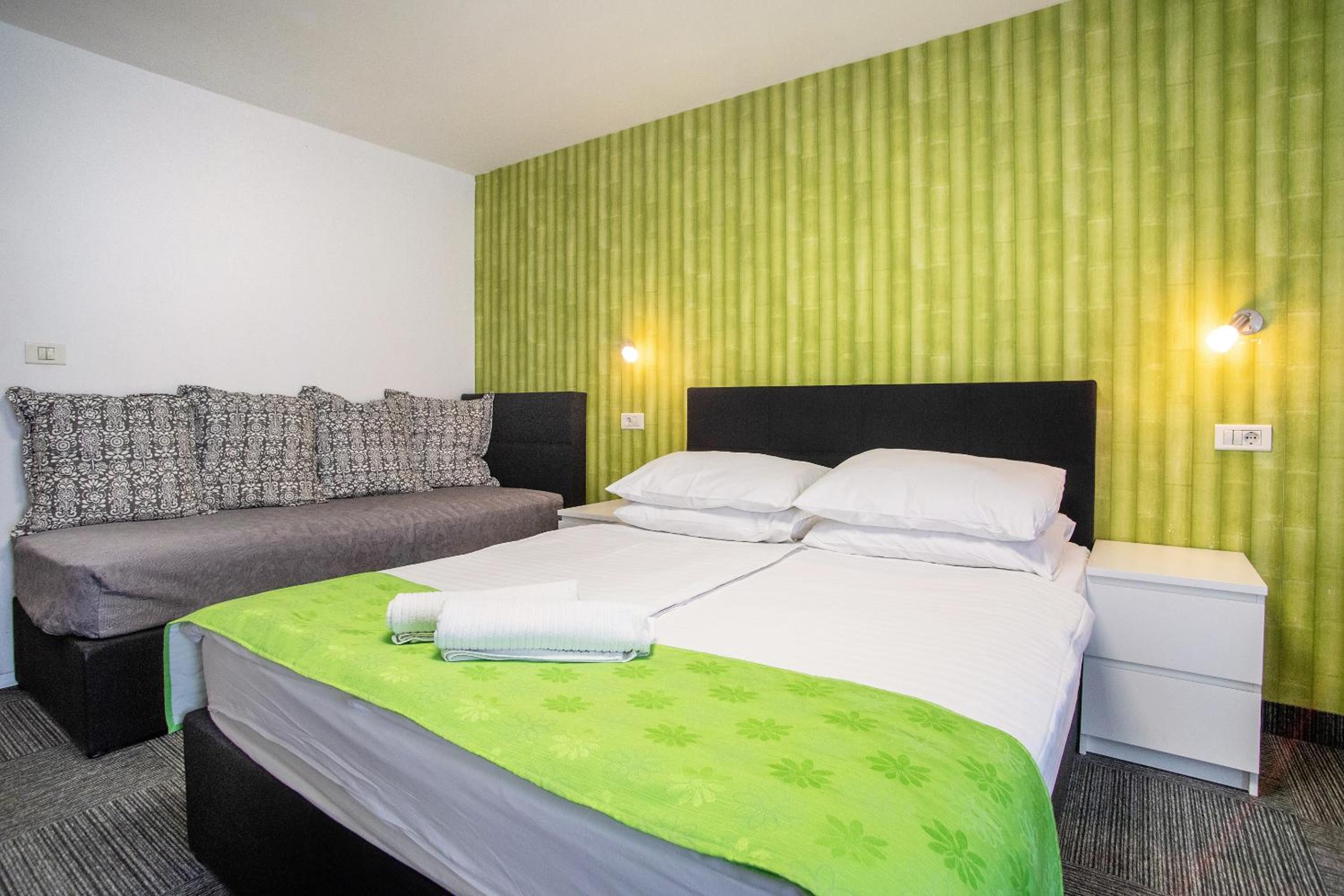 Deluxe Double Room - Photo 5