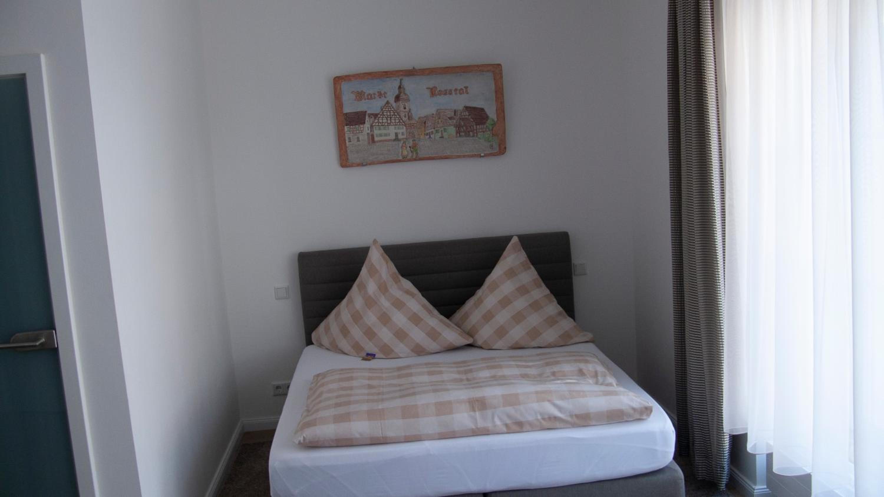 Apartment photo 2
