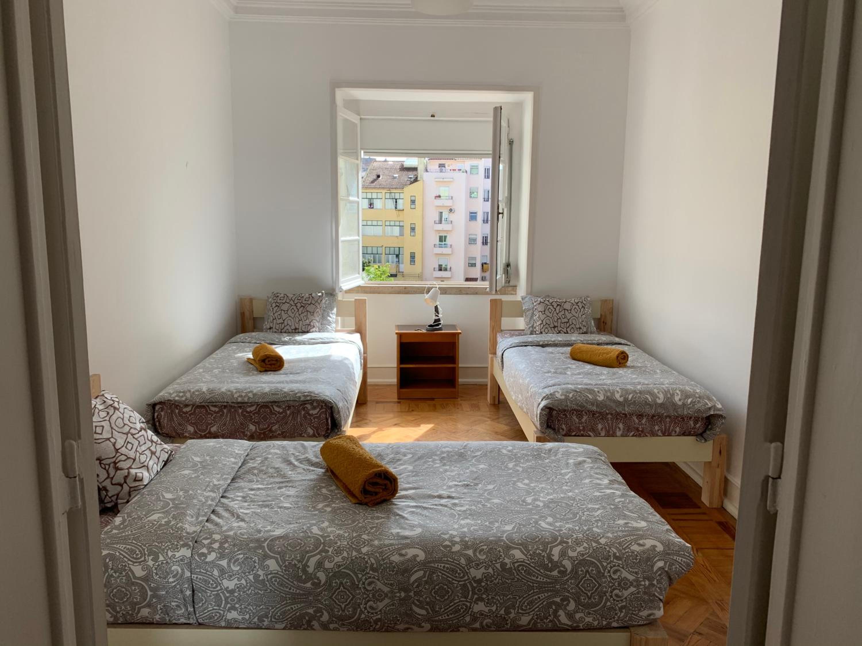 Triple Room with Garden View - Photo 27