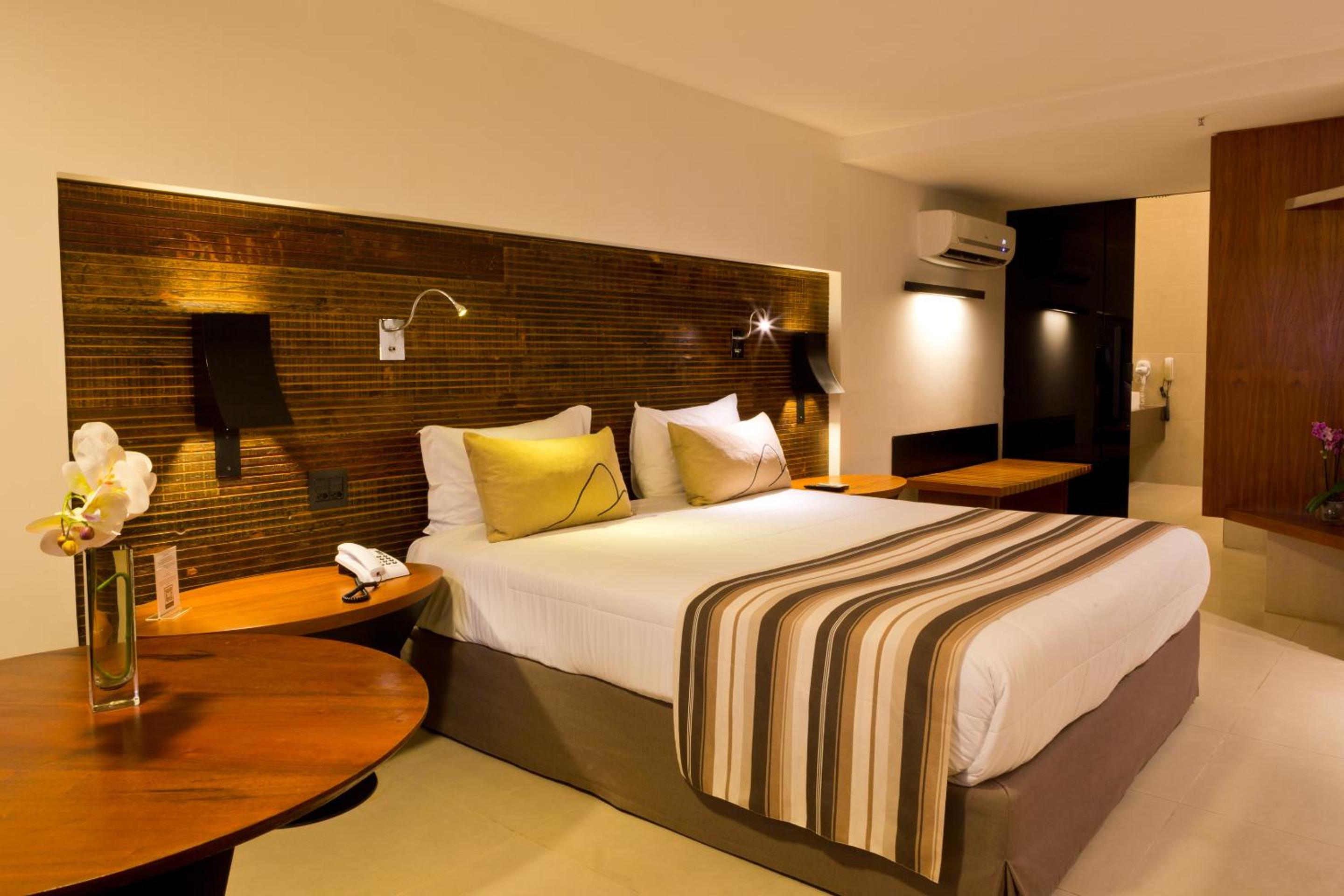 Premium Suite