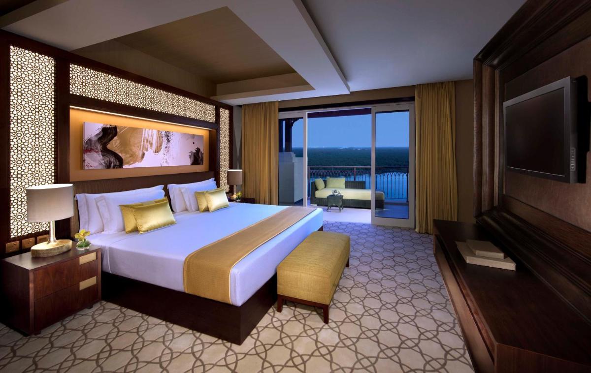 Royal Mangroves Suite