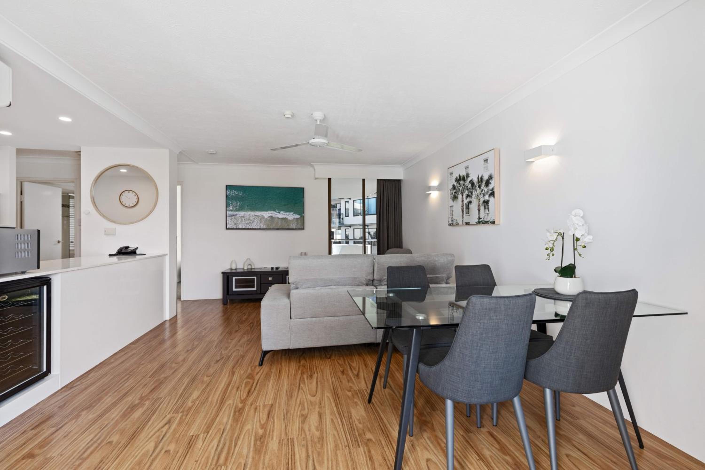Two-Bedroom Apartment with City View