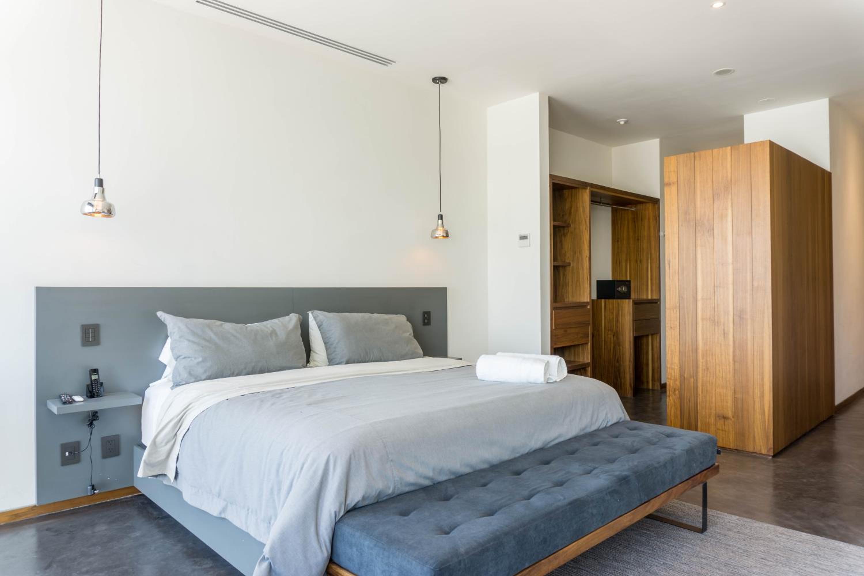 Executive Suite