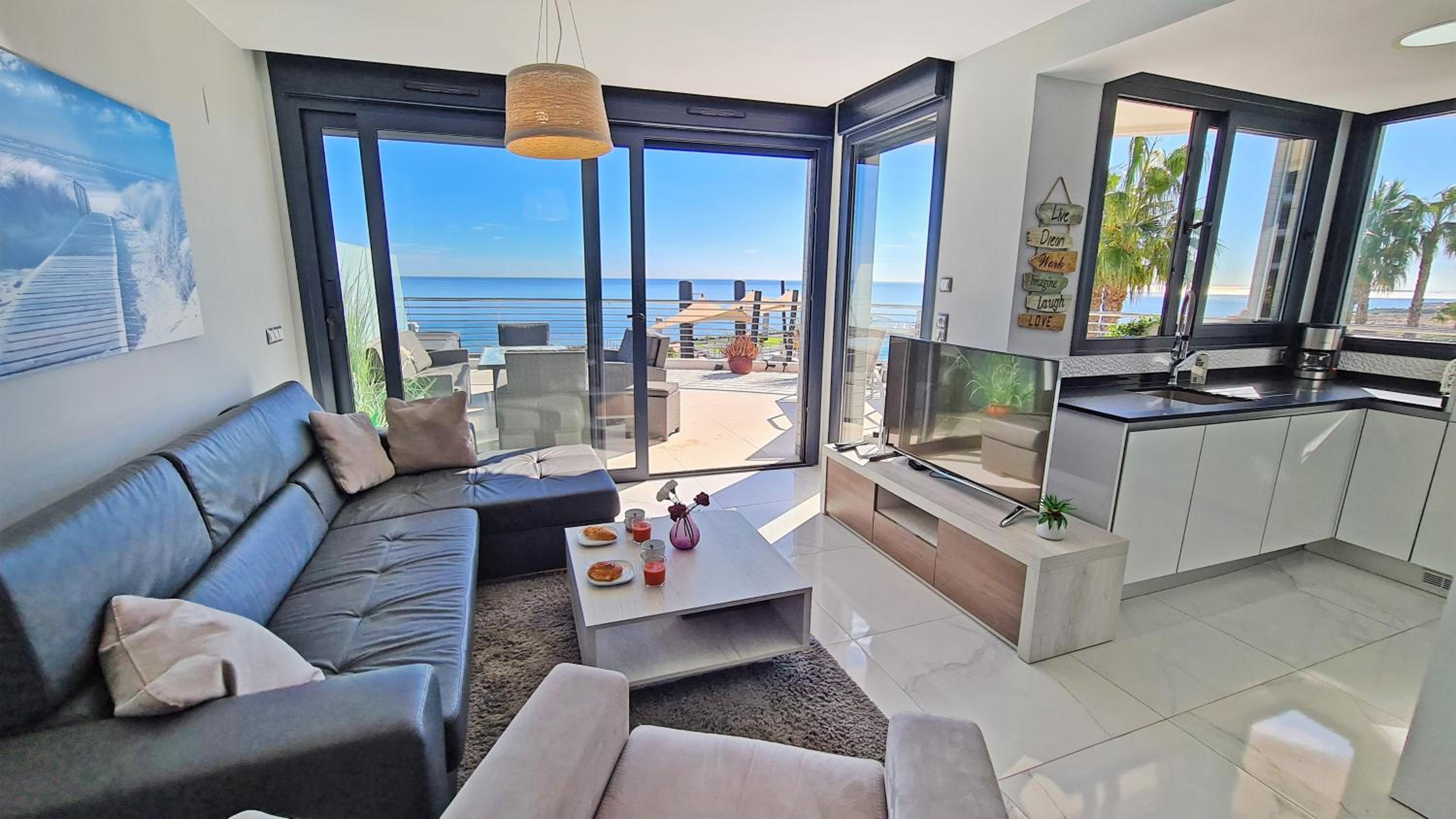 Apartamento con vista al mar