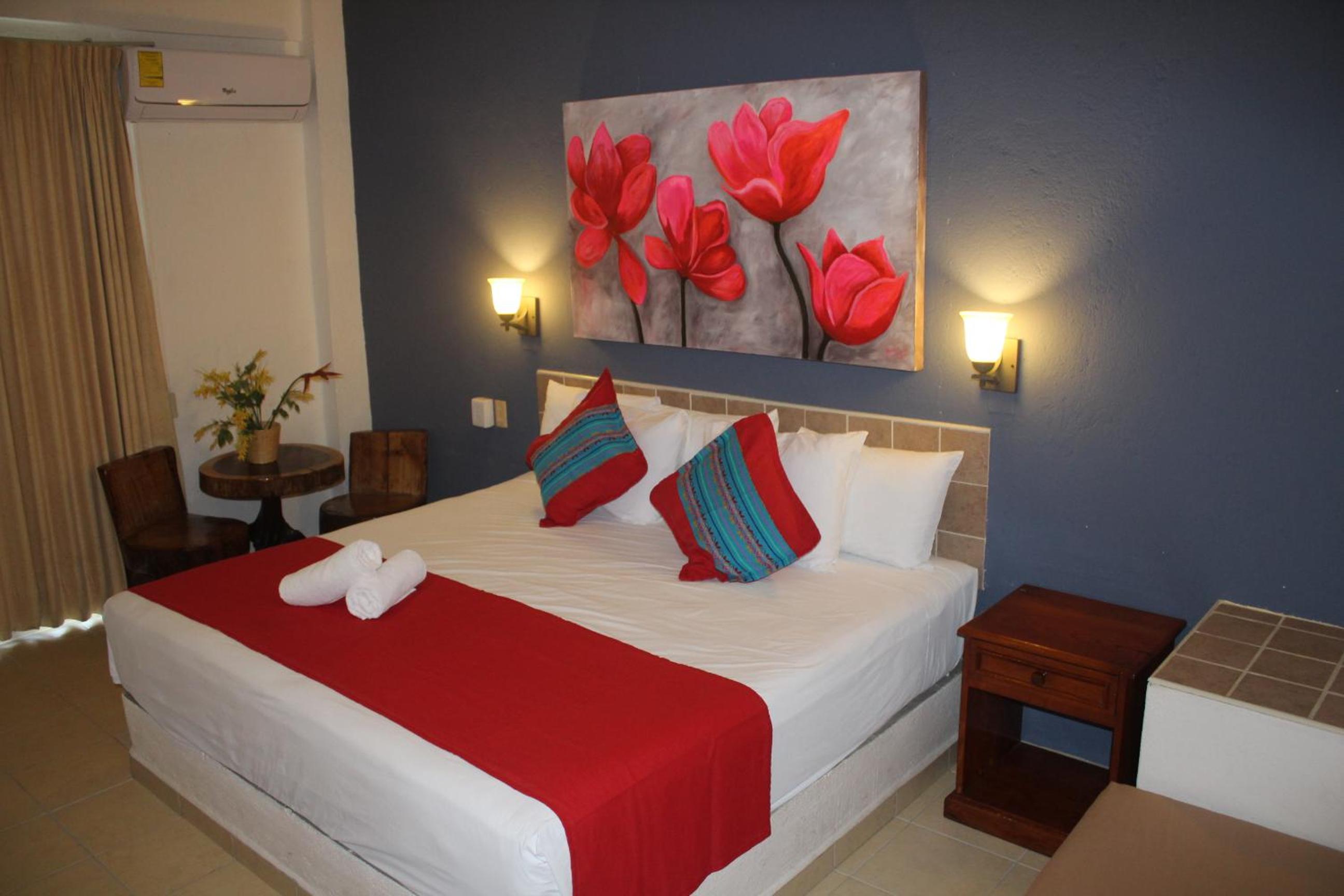 Deluxe King Room photo 3