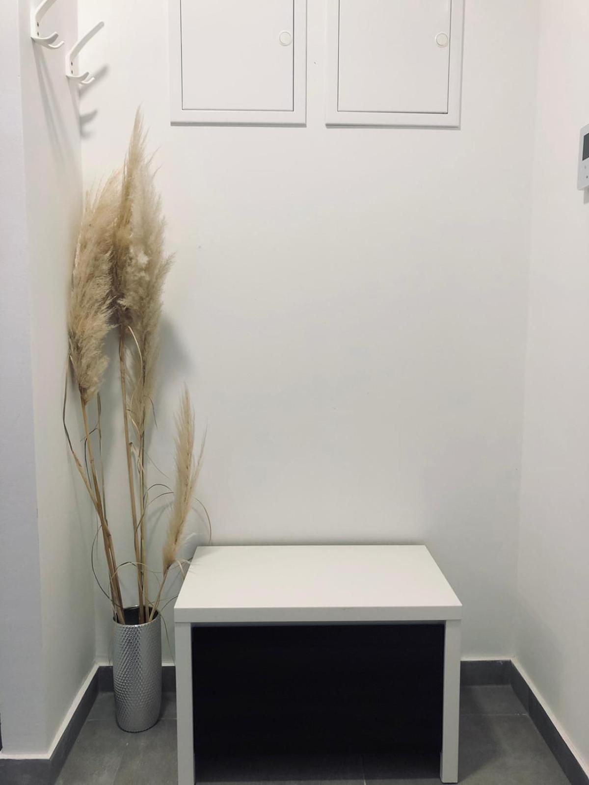 One-Bedroom Apartment - Photo 19