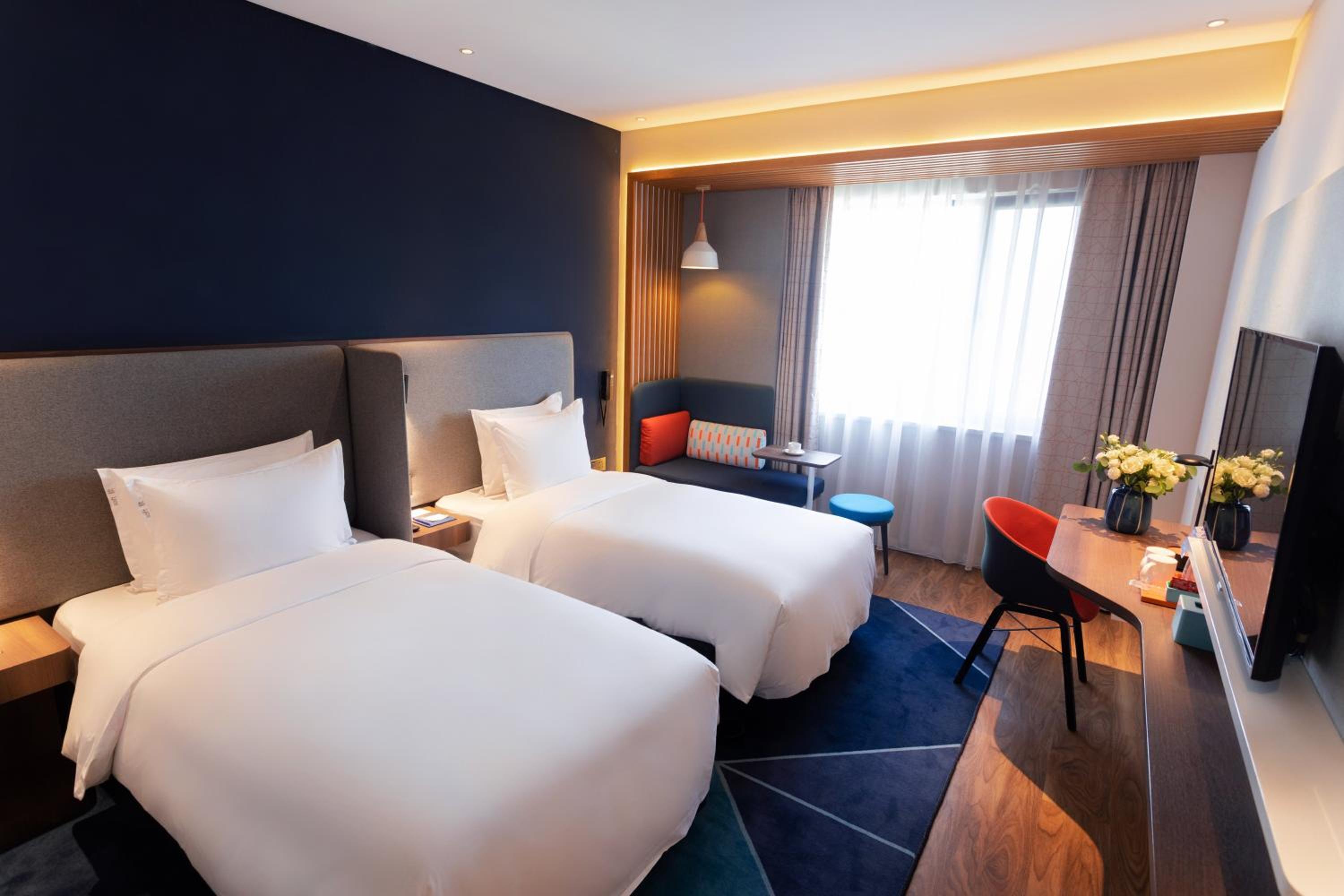 Standard Twin Room - Photo 5