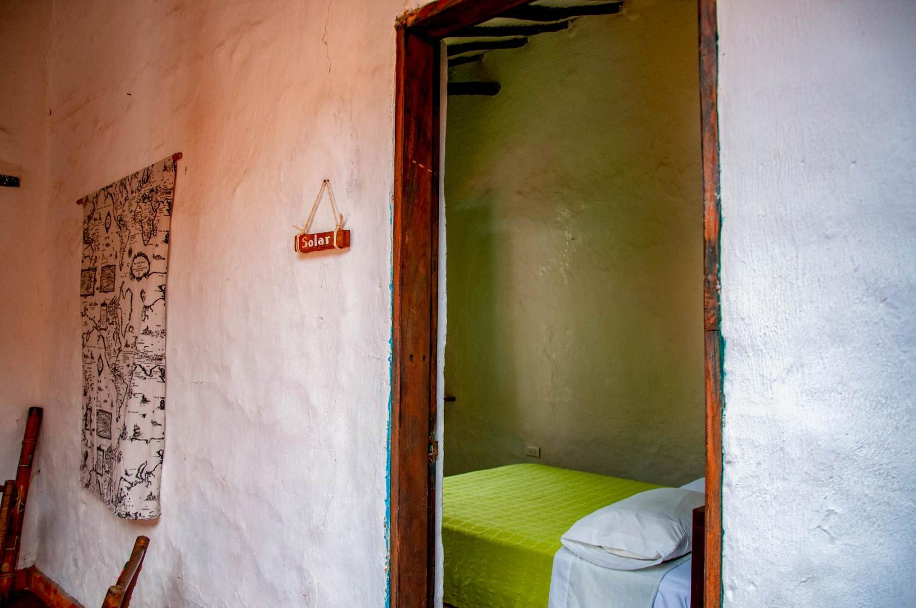 Double Room with Shared Bathroom photo 2