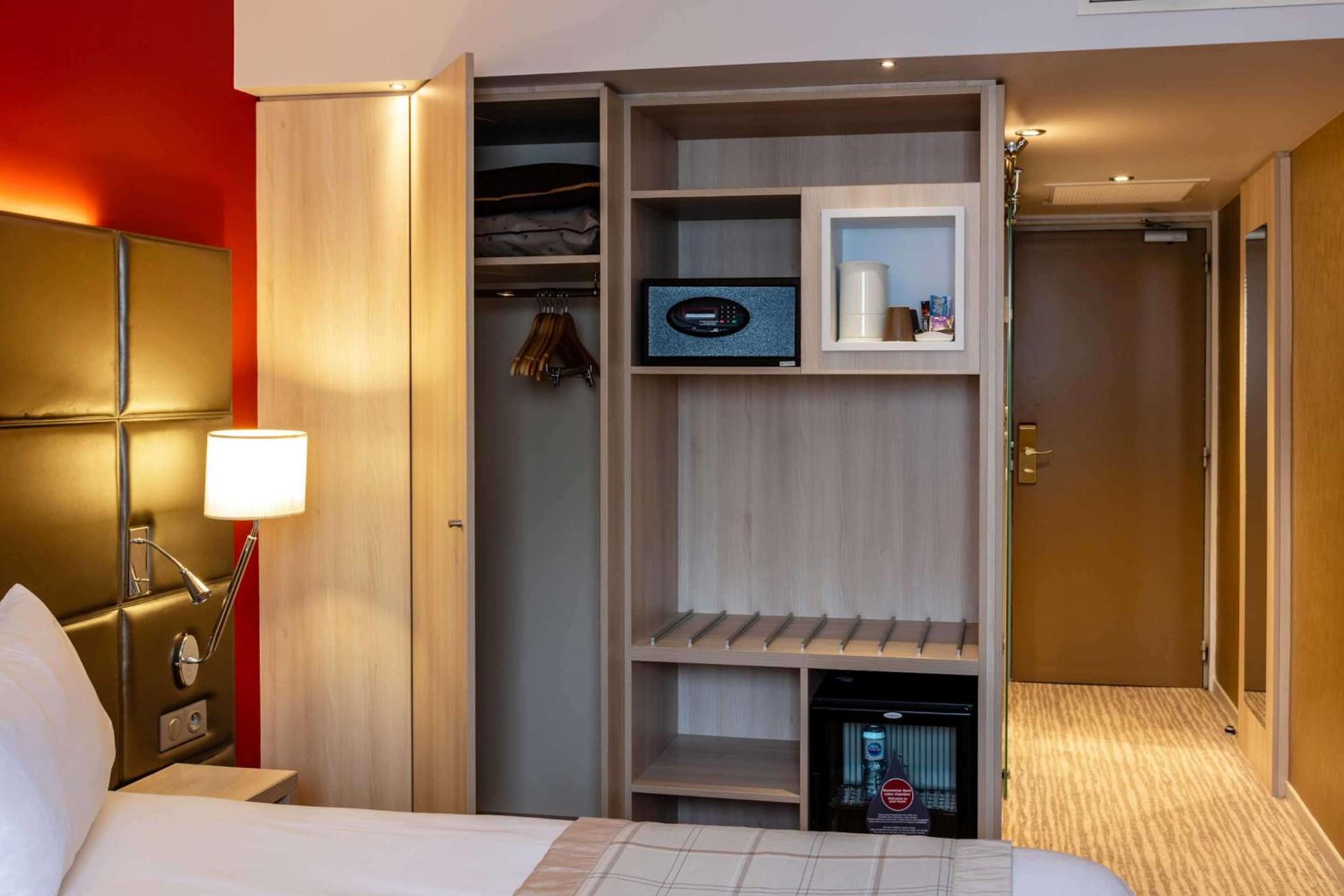 Classic Double Room - Non-Smoking