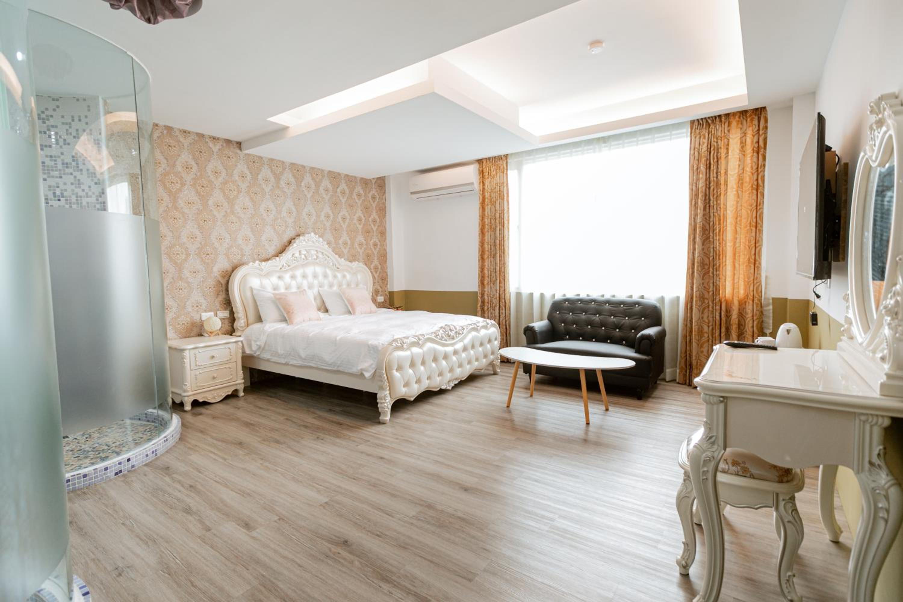 Deluxe Double Room photo 3