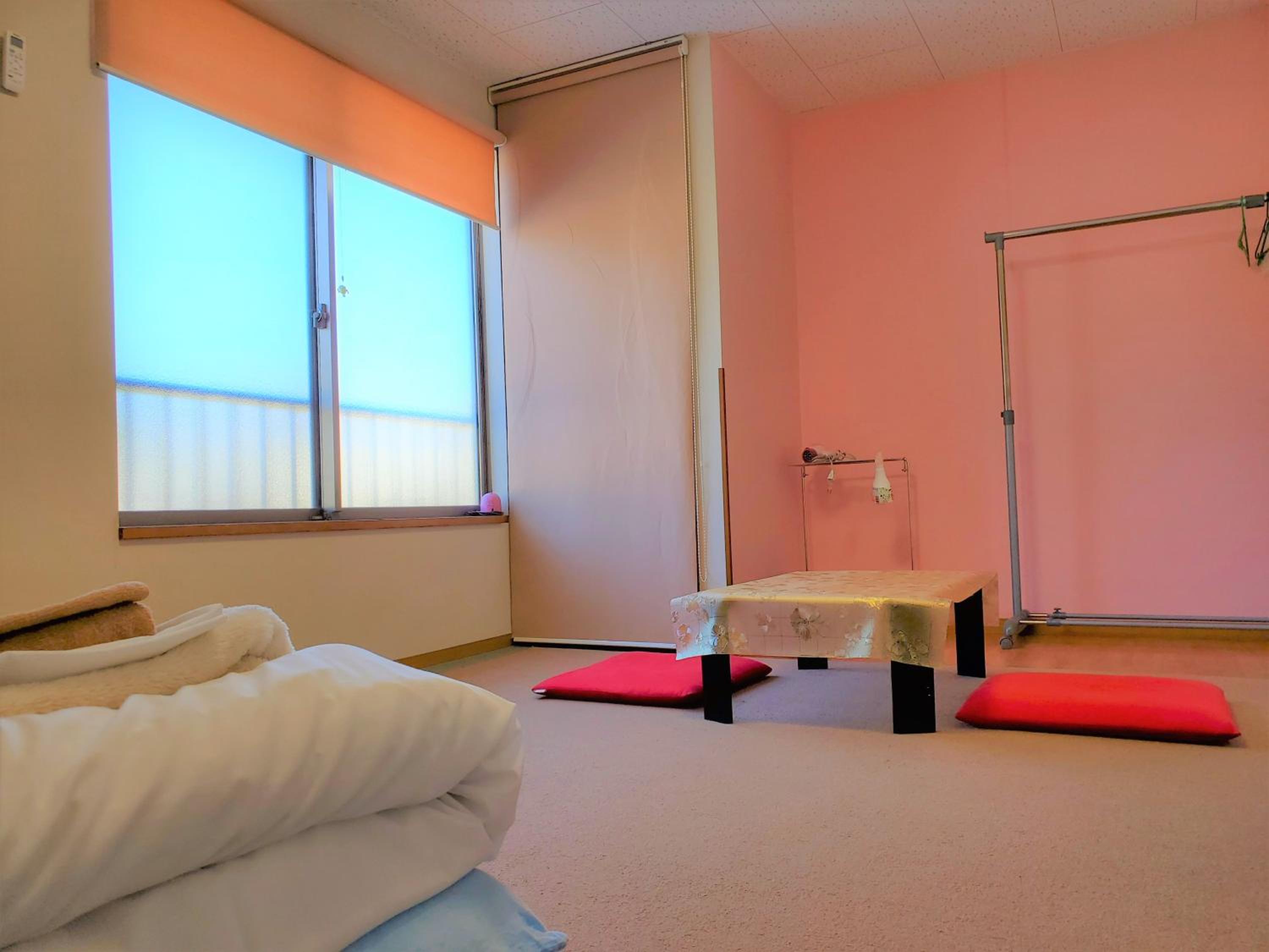 Twin Room - Photo 1