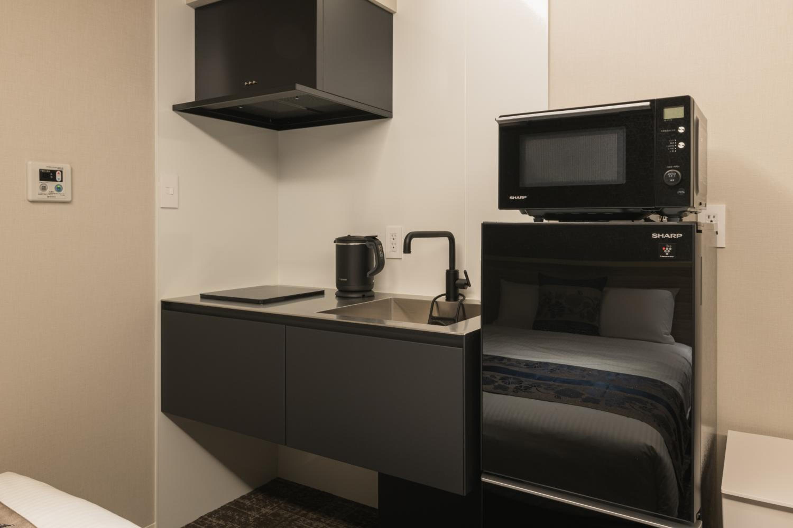 Standard Triple Room - Photo 6
