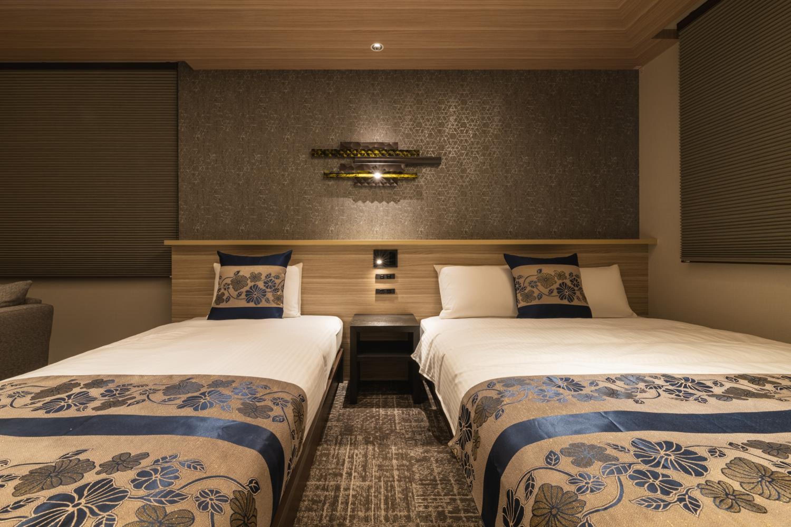 Standard Triple Room - Photo 8