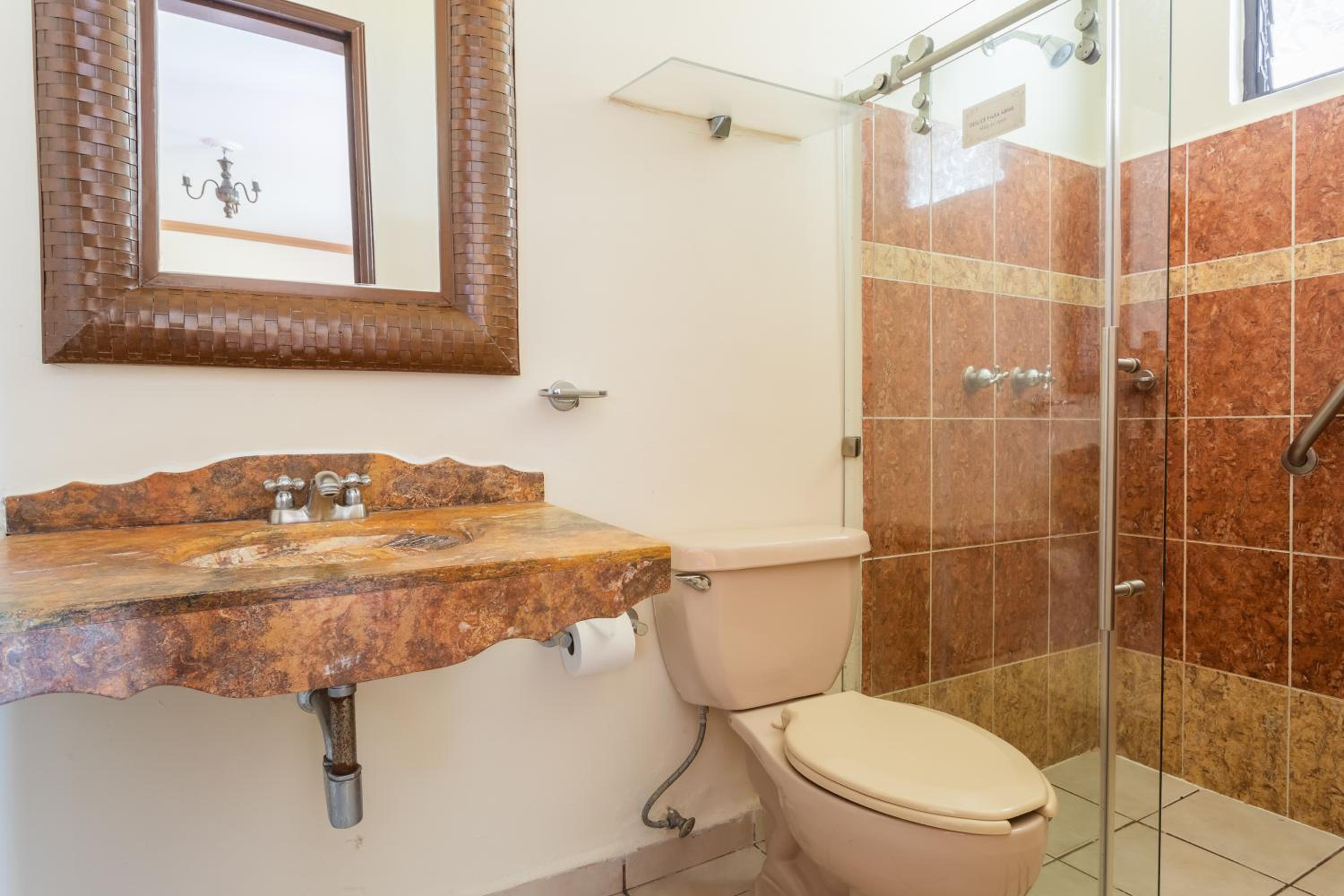 Standard Suite photo 2