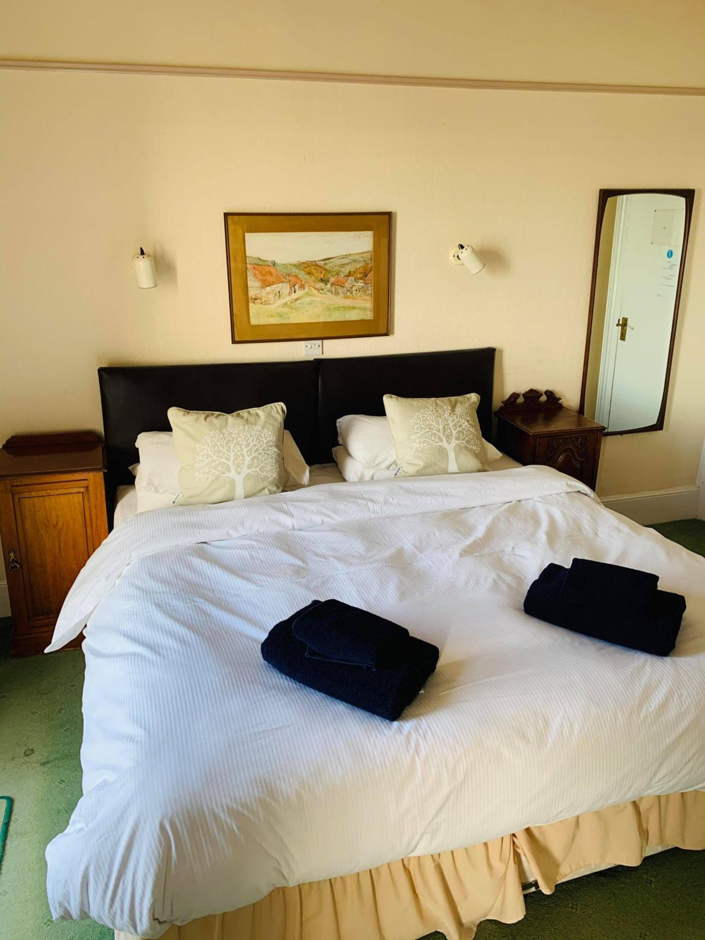 Superior Twin Room - Photo 1