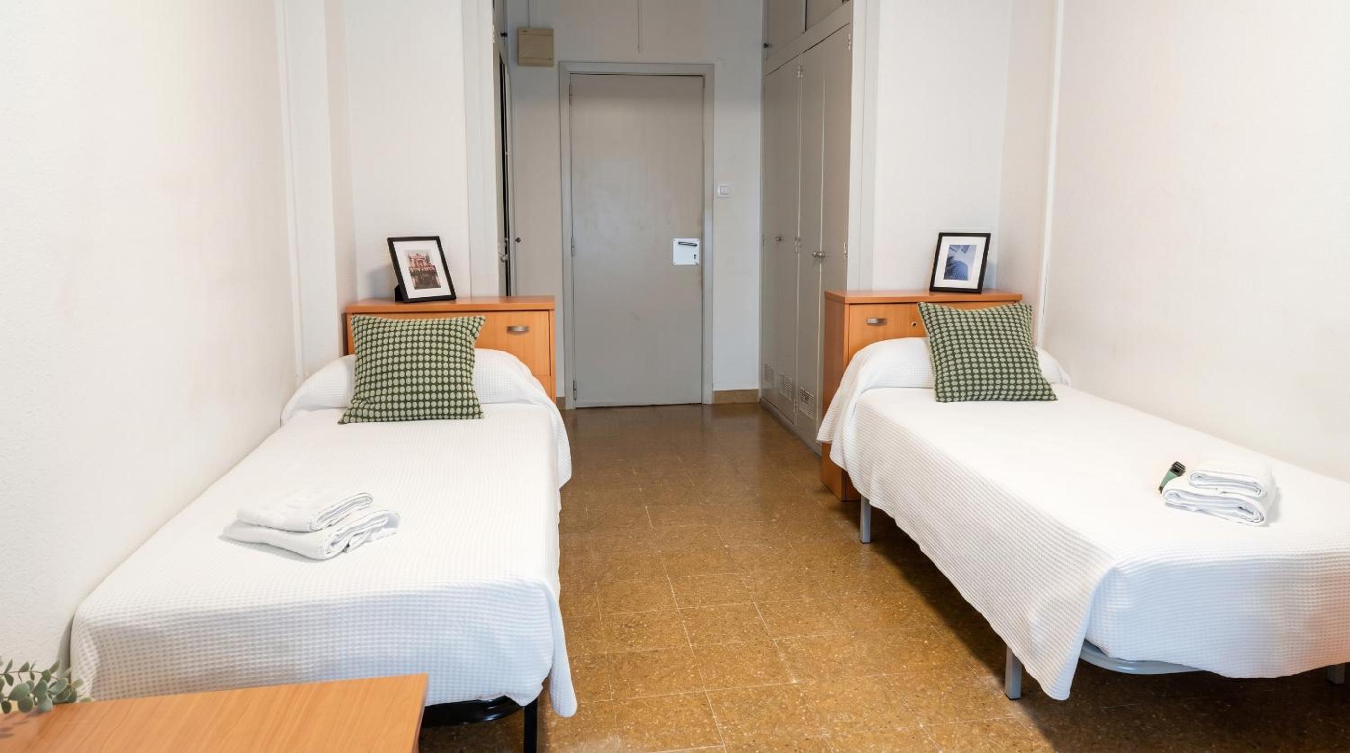 Standard Double Room with Shared Bathroom