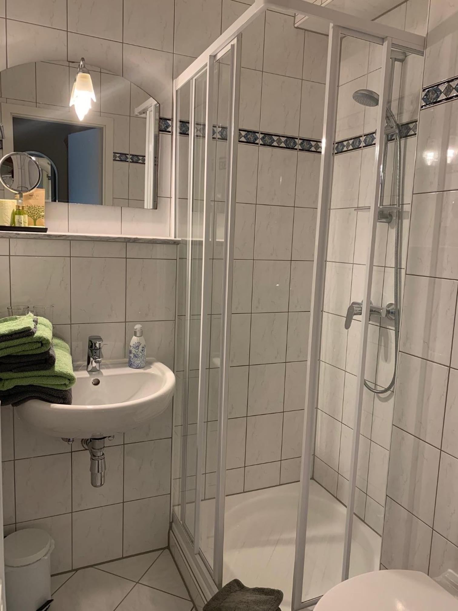 Double Room with Private Bathroom photo 3