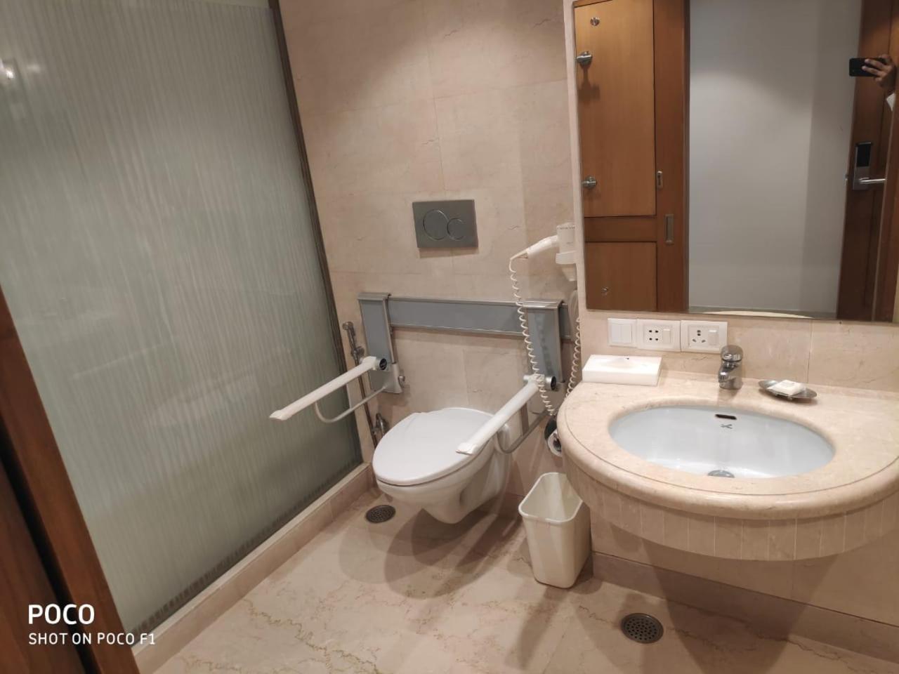 Available room