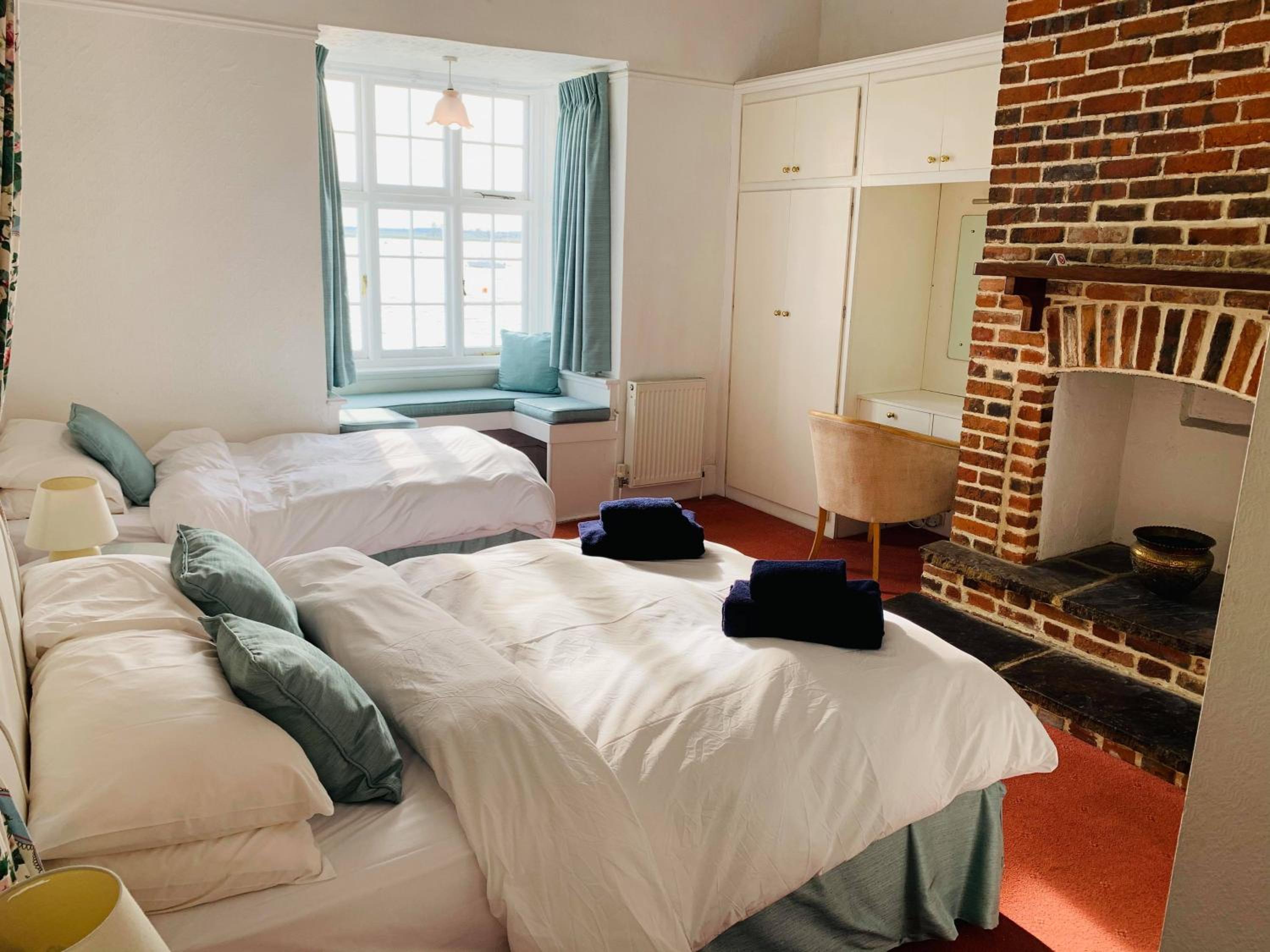 Superior Quadruple Room - Photo 1