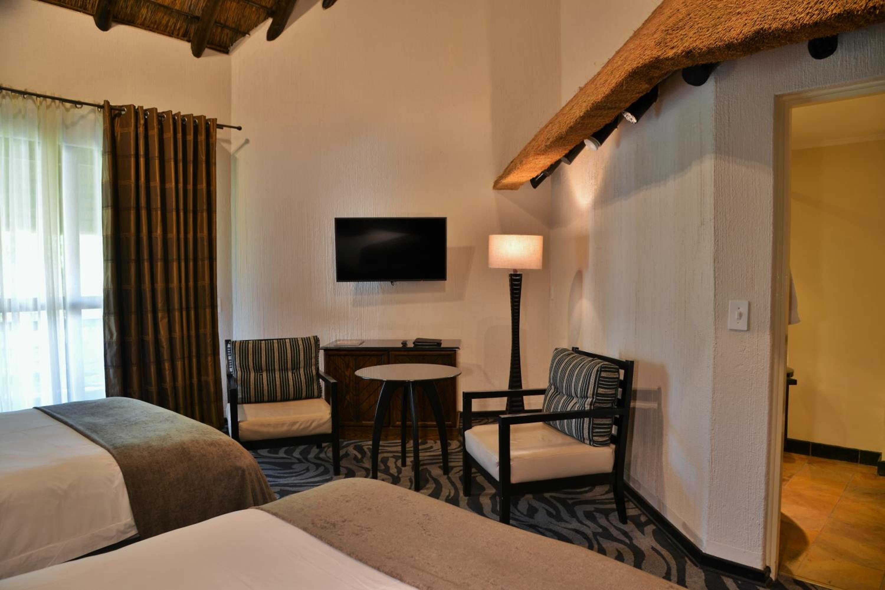Executive Twin Room photo 2