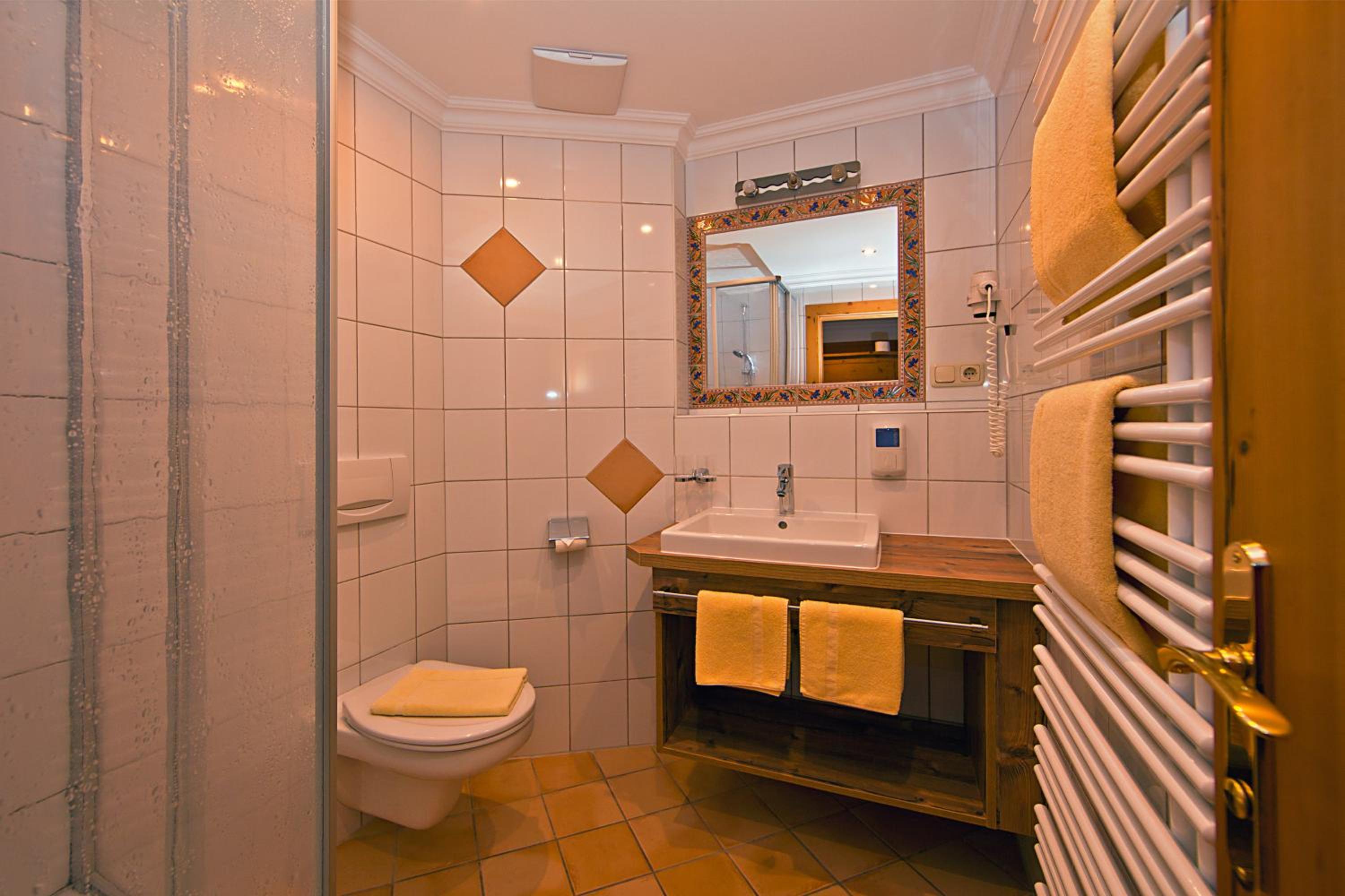 Deluxe Double Room 79 ft² - Photo 2