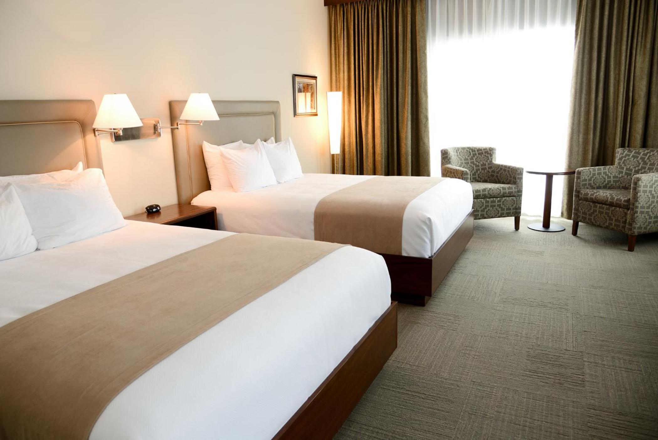 Queen Room With Two Queen Beds photo 1