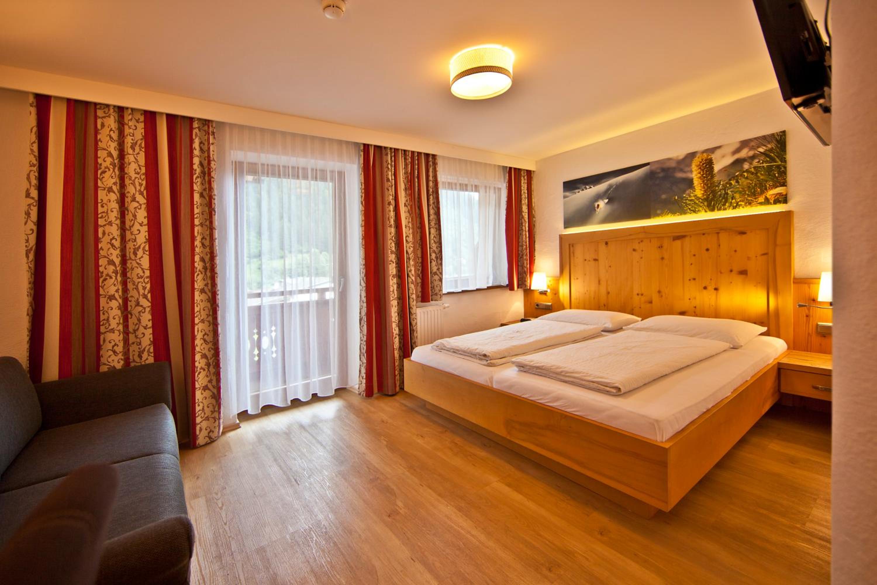 Comfort Double Room - Photo 1