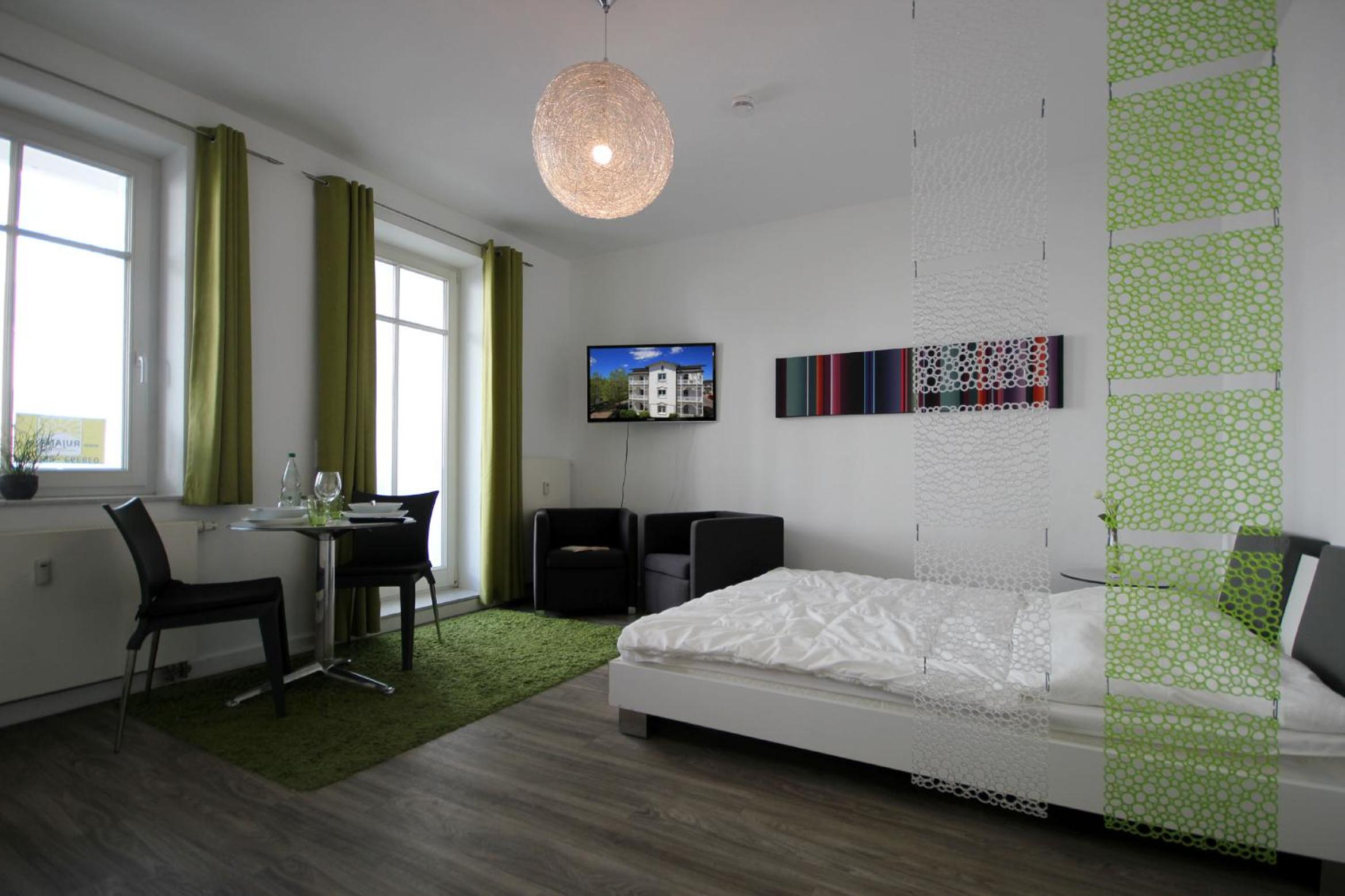 Apartment photo 1