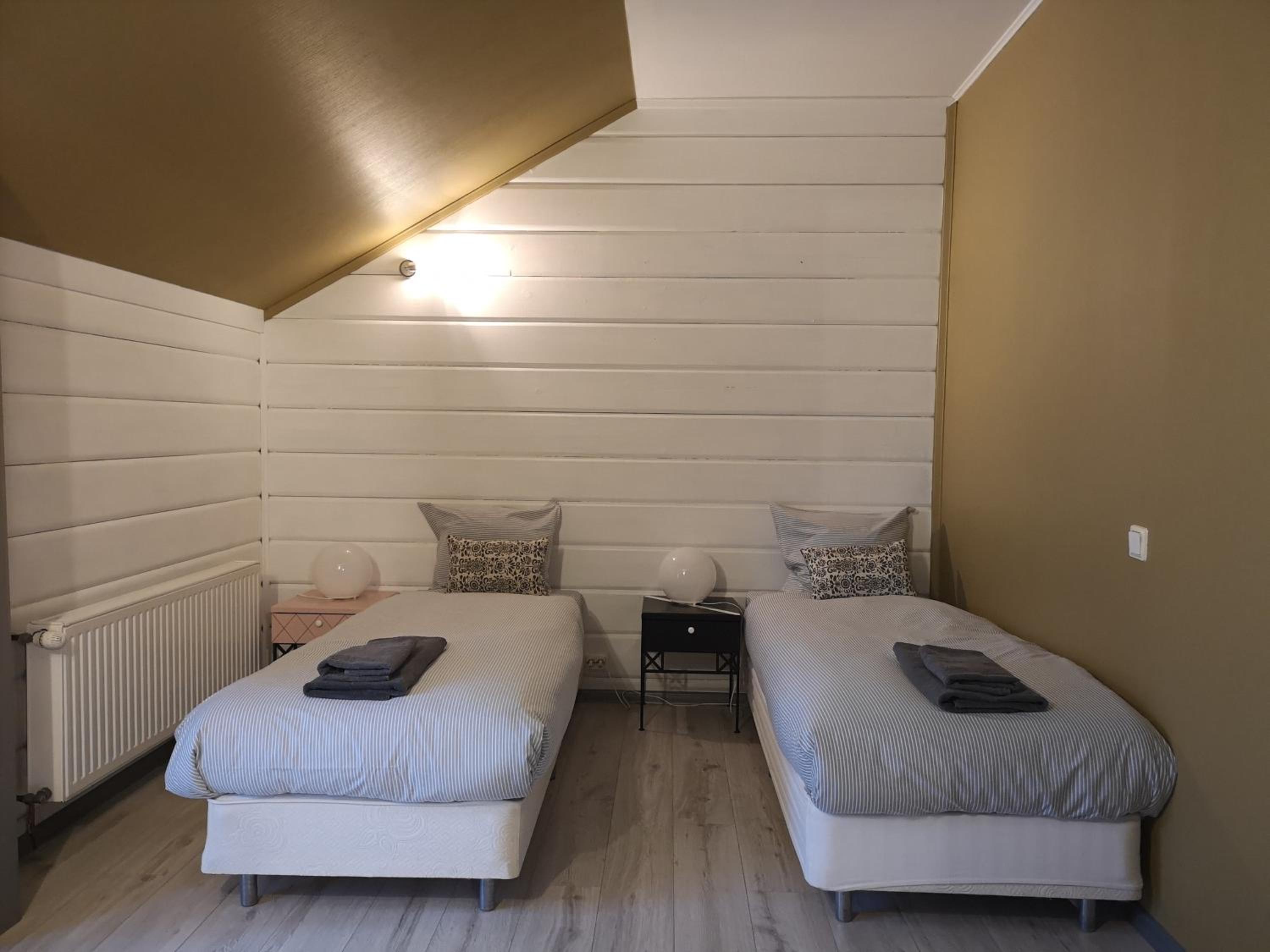 Two-Bedroom Apartment - Photo 6