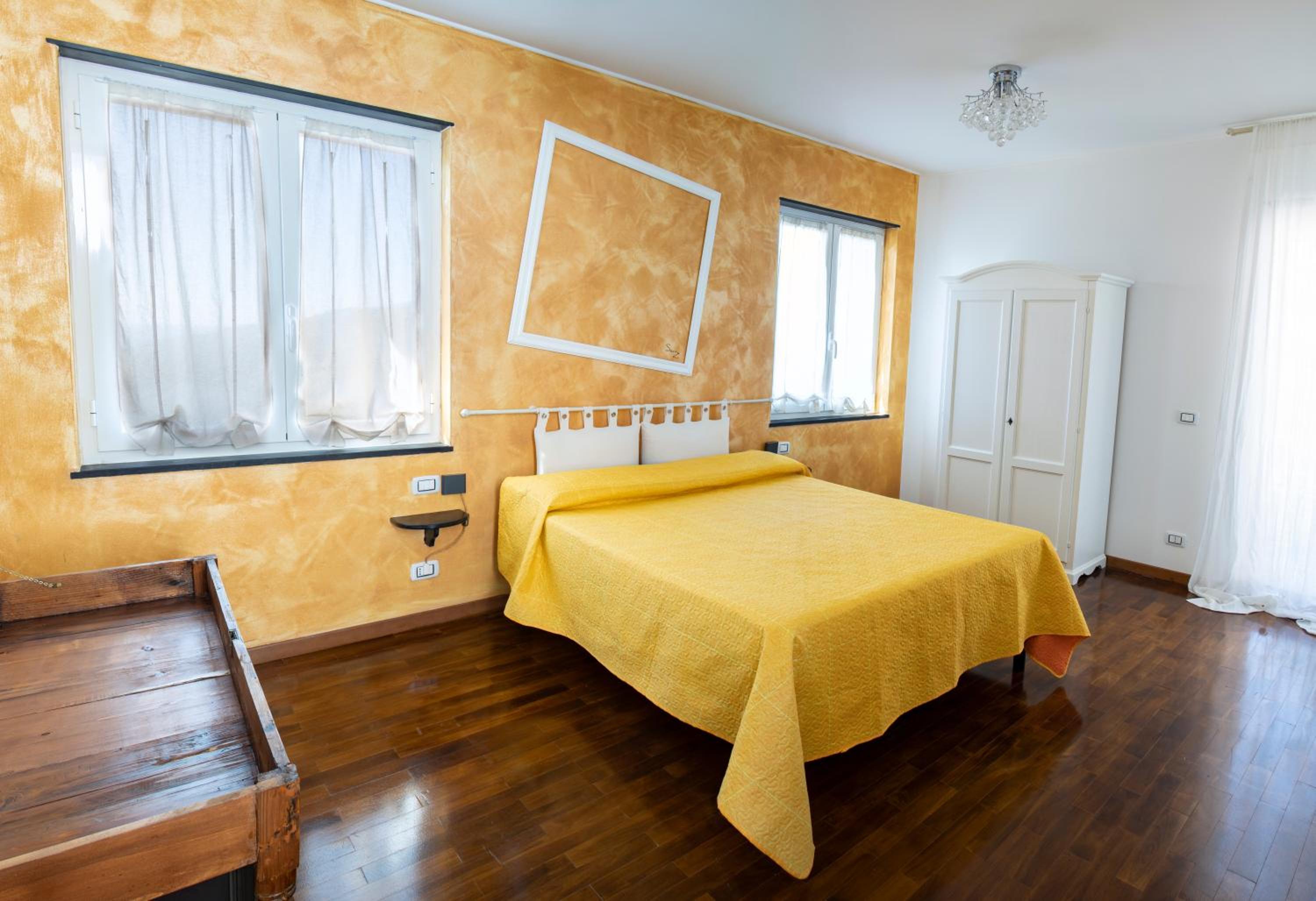 Deluxe Double Room with Balcony and Sea View - Photo 6