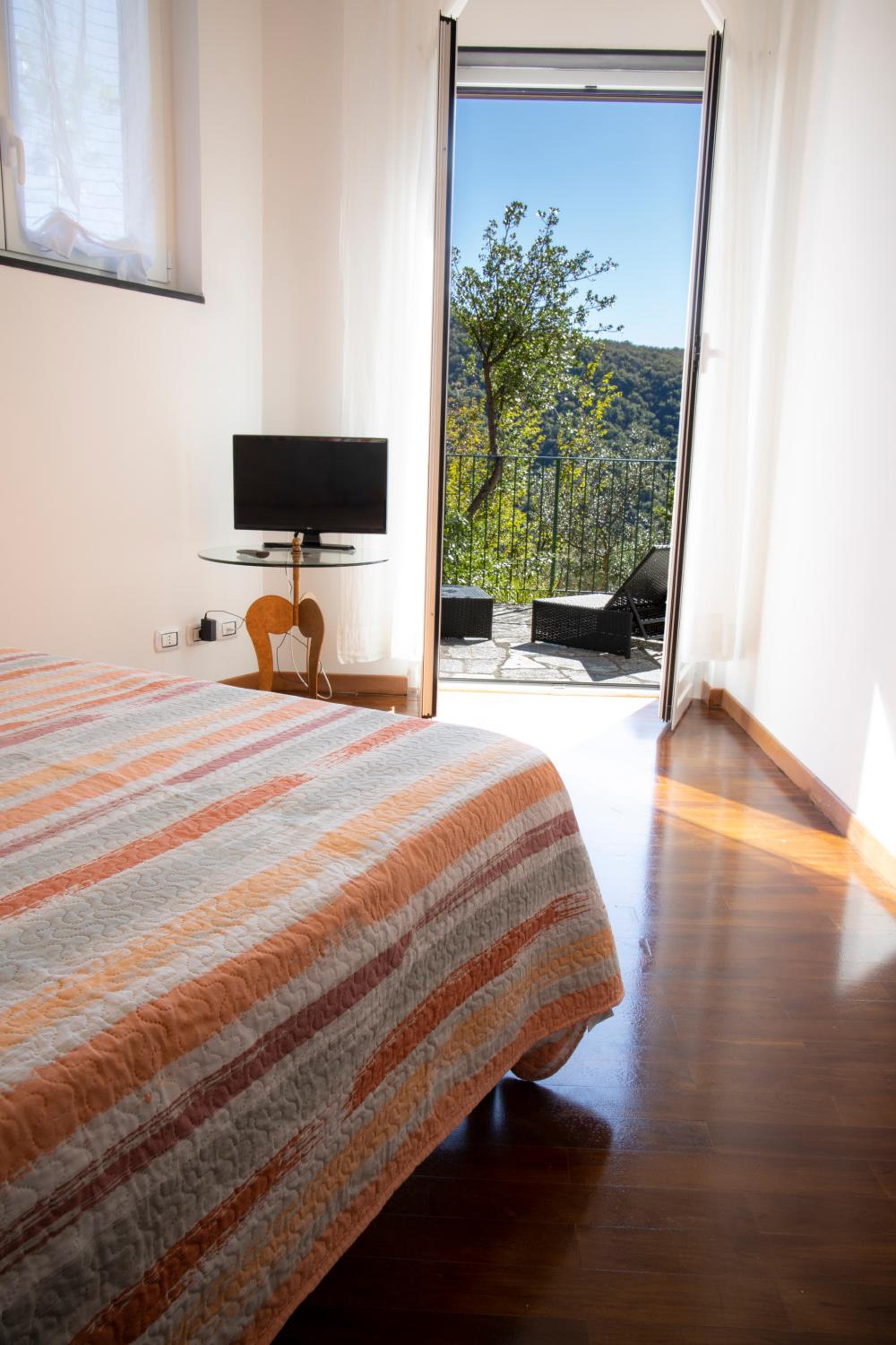 Deluxe Double Room with Balcony - Photo 1