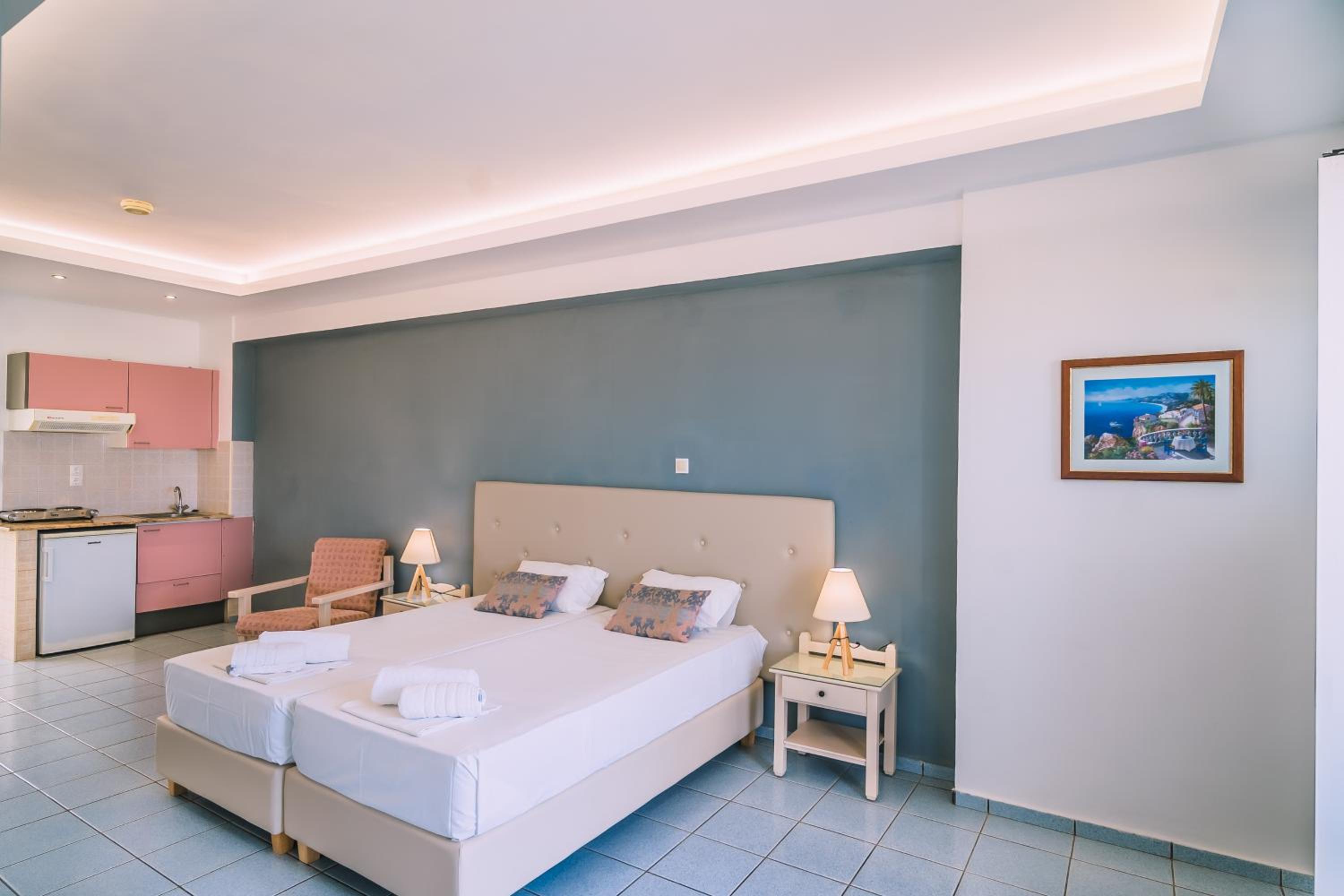 Apartment with Sea View (4 Adults) photo 1